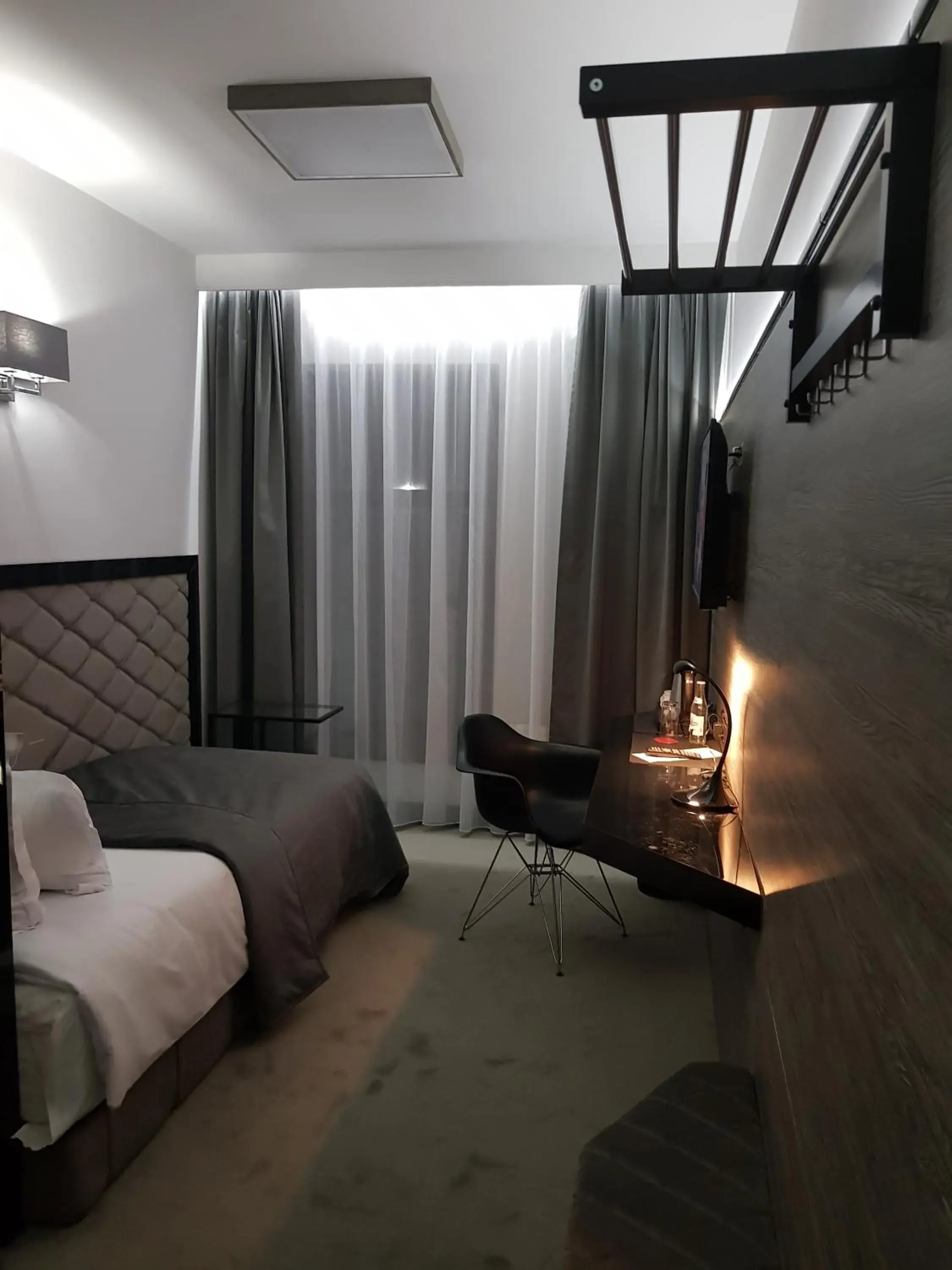 Superior Single Room in Hotel Fado Superior Single Room in Hotel Fado