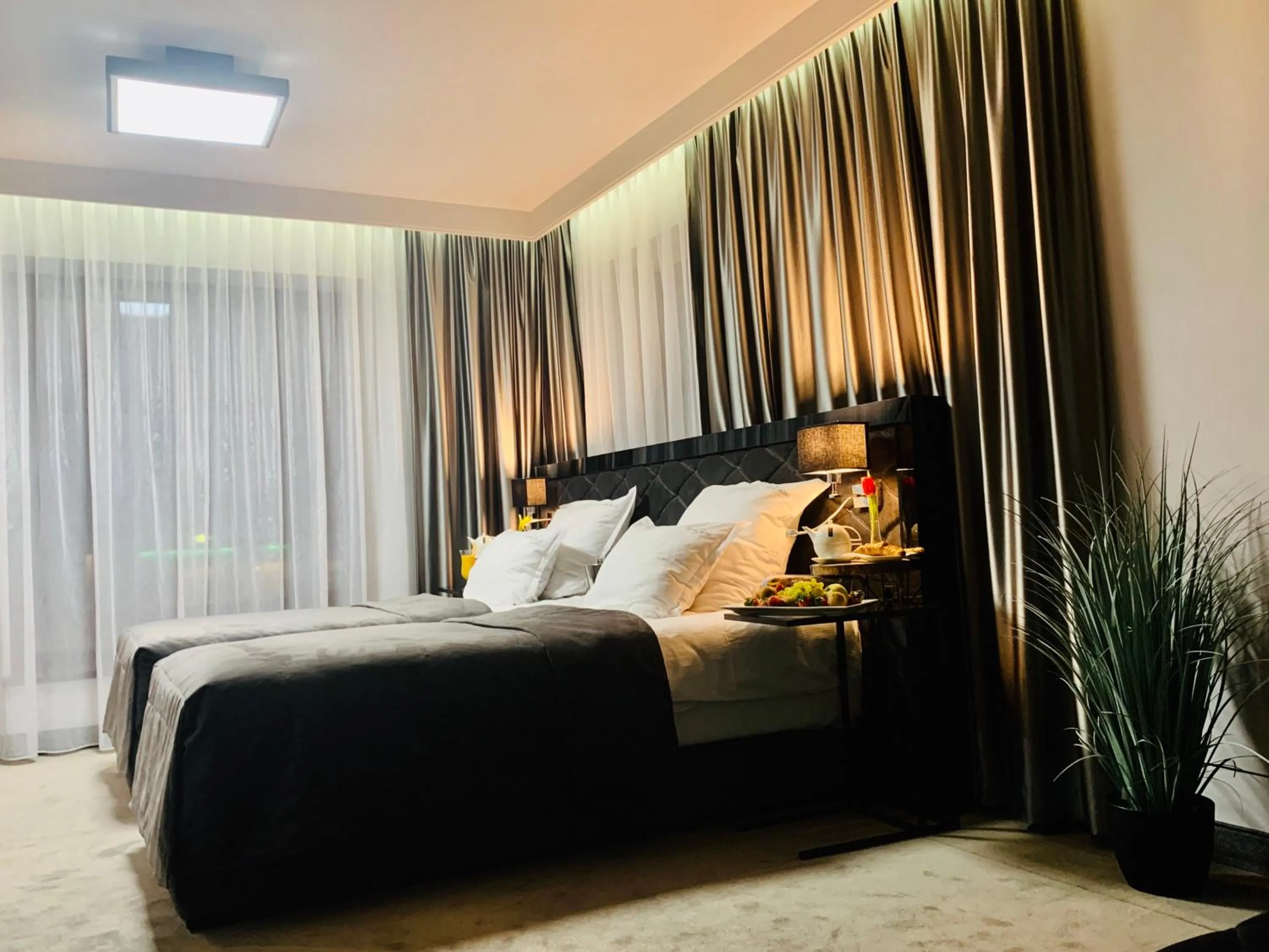 Living room, Bed in Hotel Fado