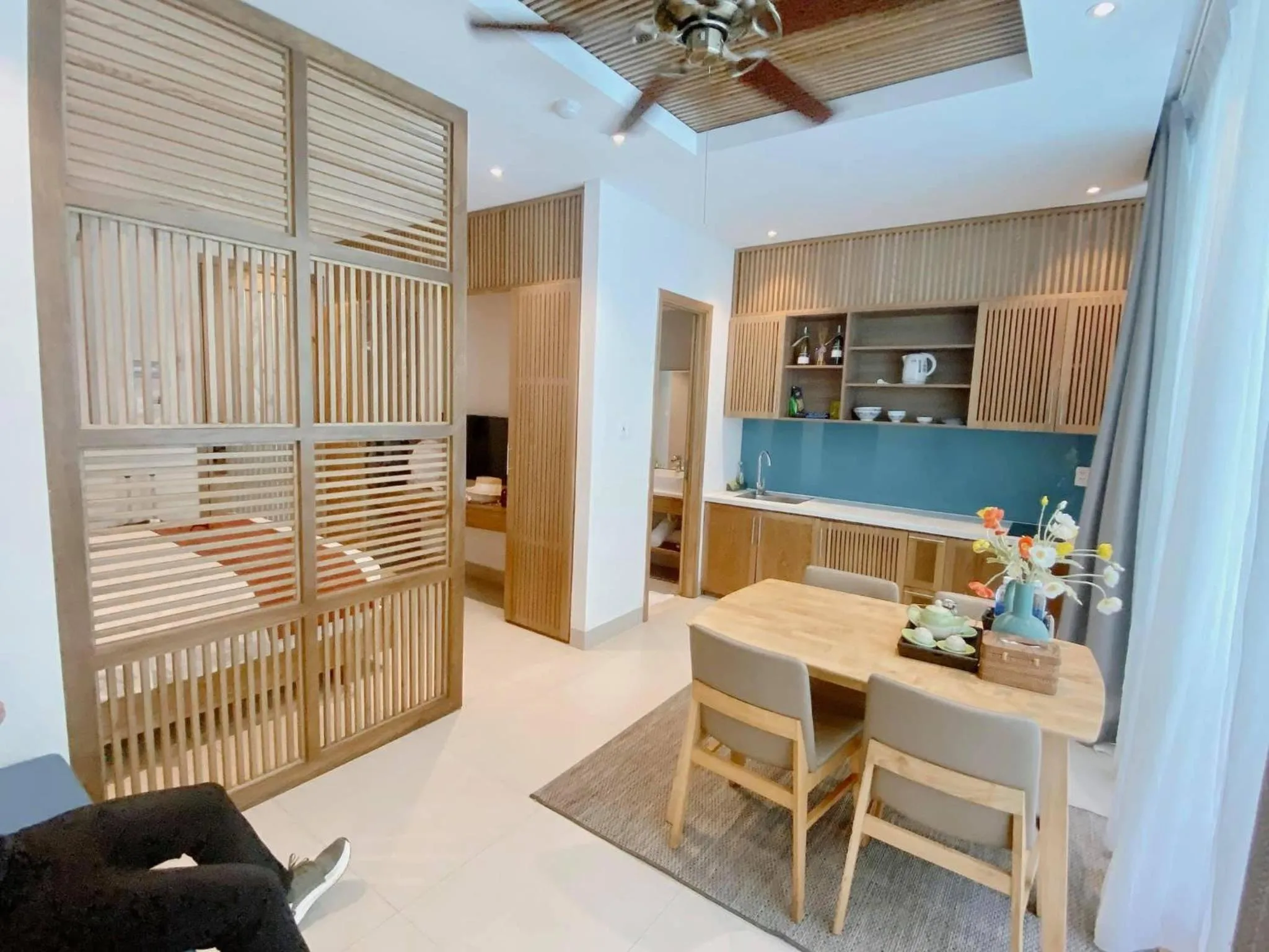 TV and multimedia in Tam House Villa Hotel