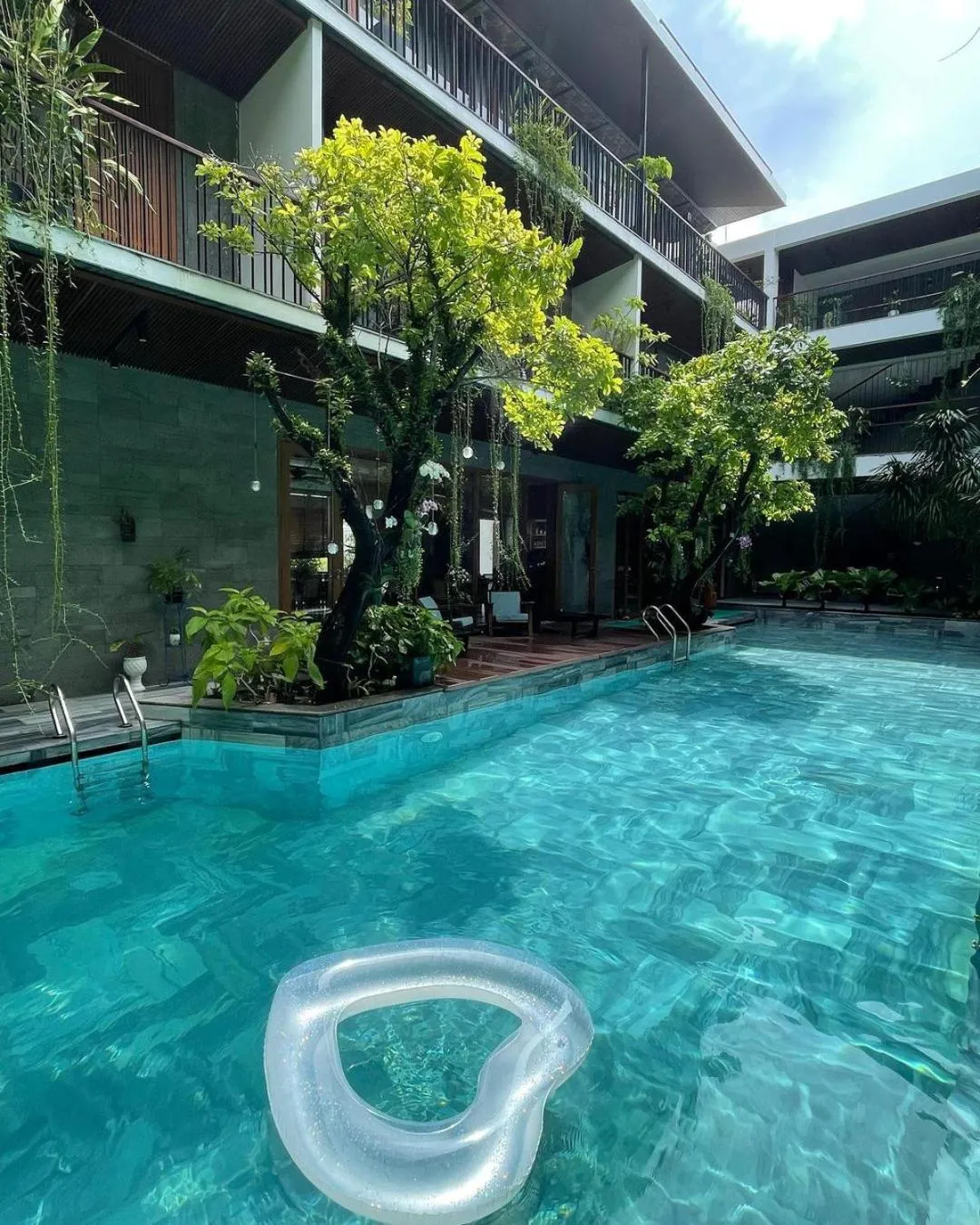 Tam House Villa Hotel