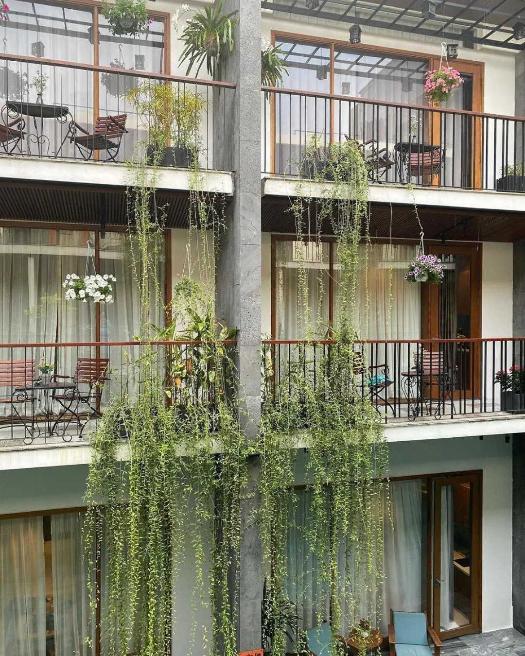 Tam House Villa Hotel