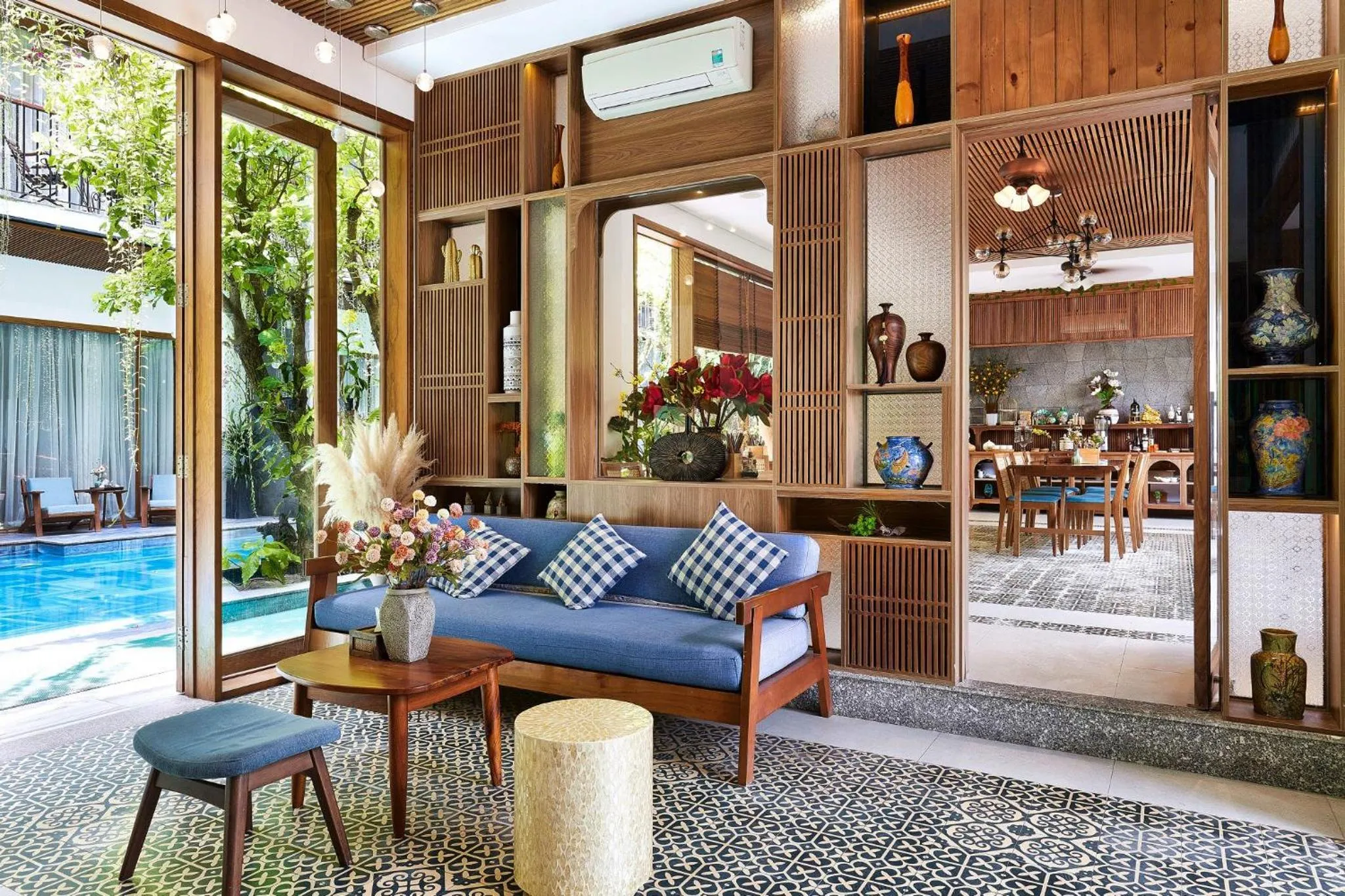 Tam House Villa Hotel