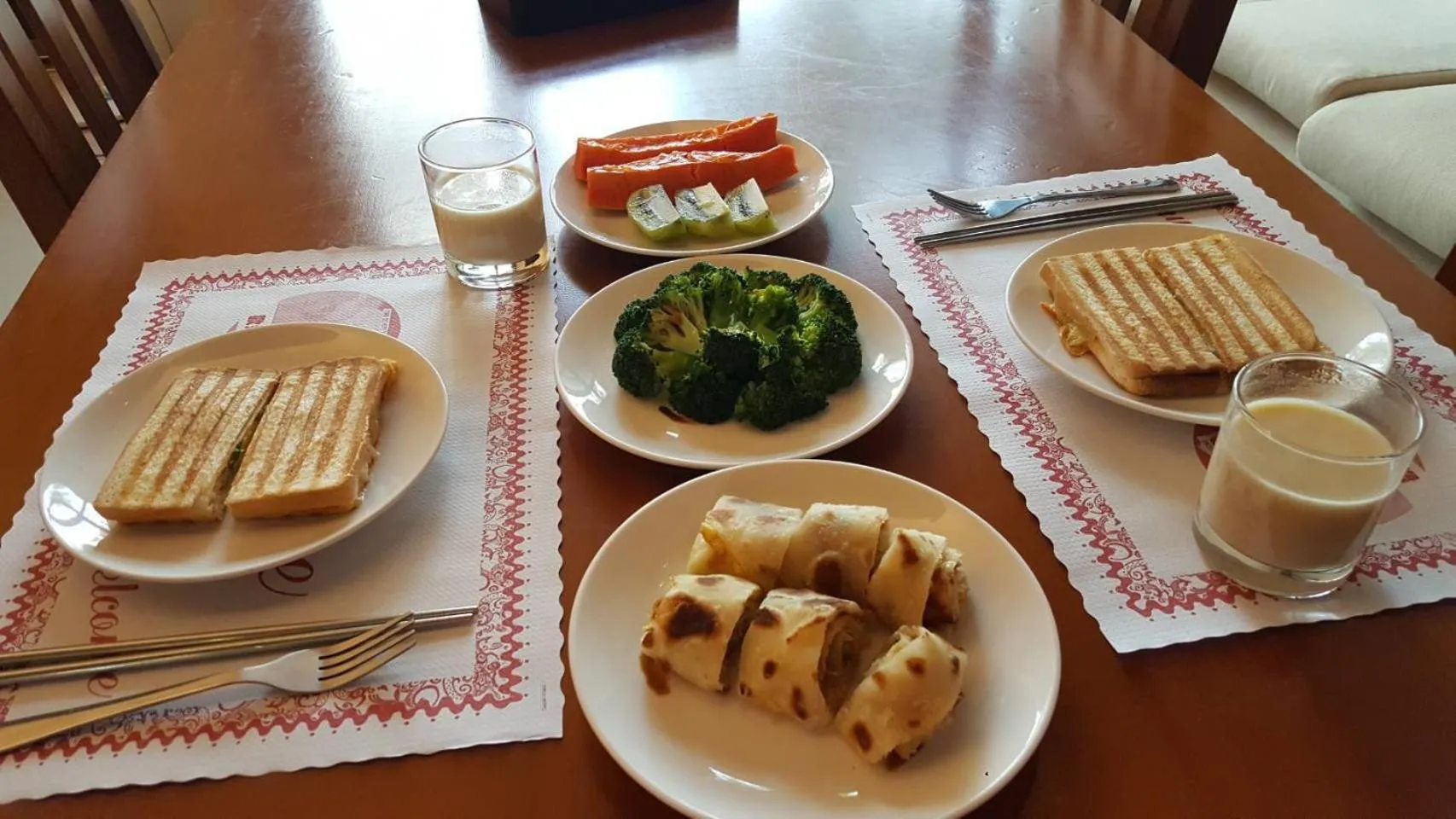 Breakfast in Peace Area Hot Spring Hotel