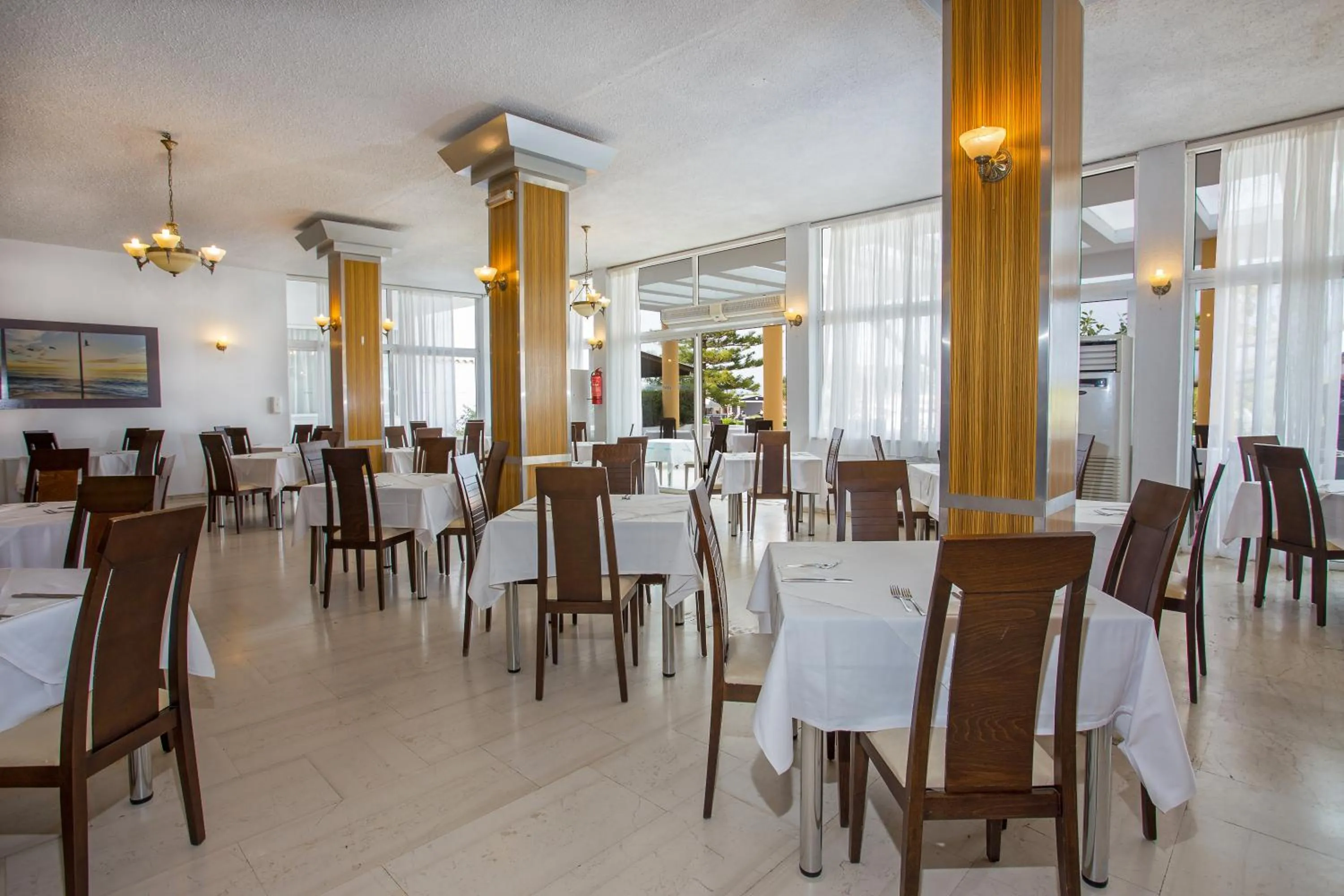 Restaurant/places to eat in Atlantis Hotel