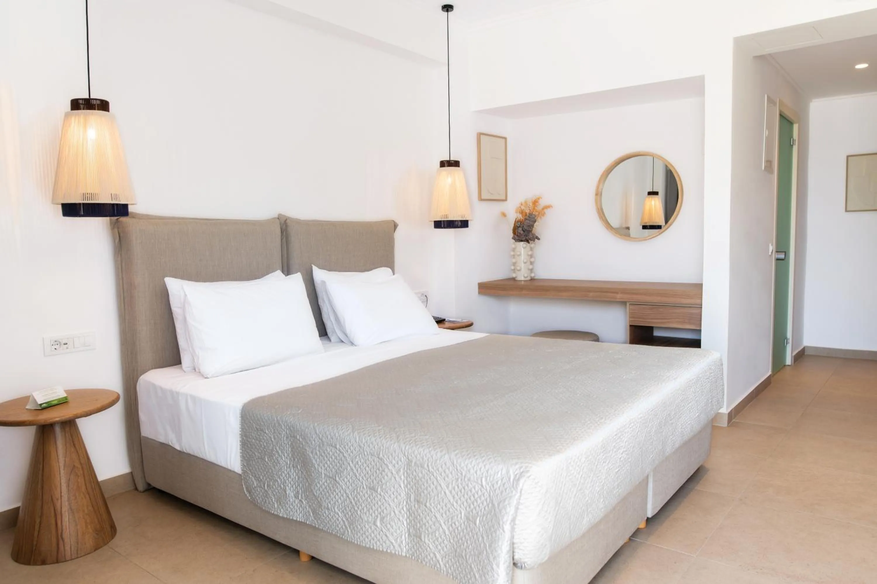 Bed in Atlantis Hotel