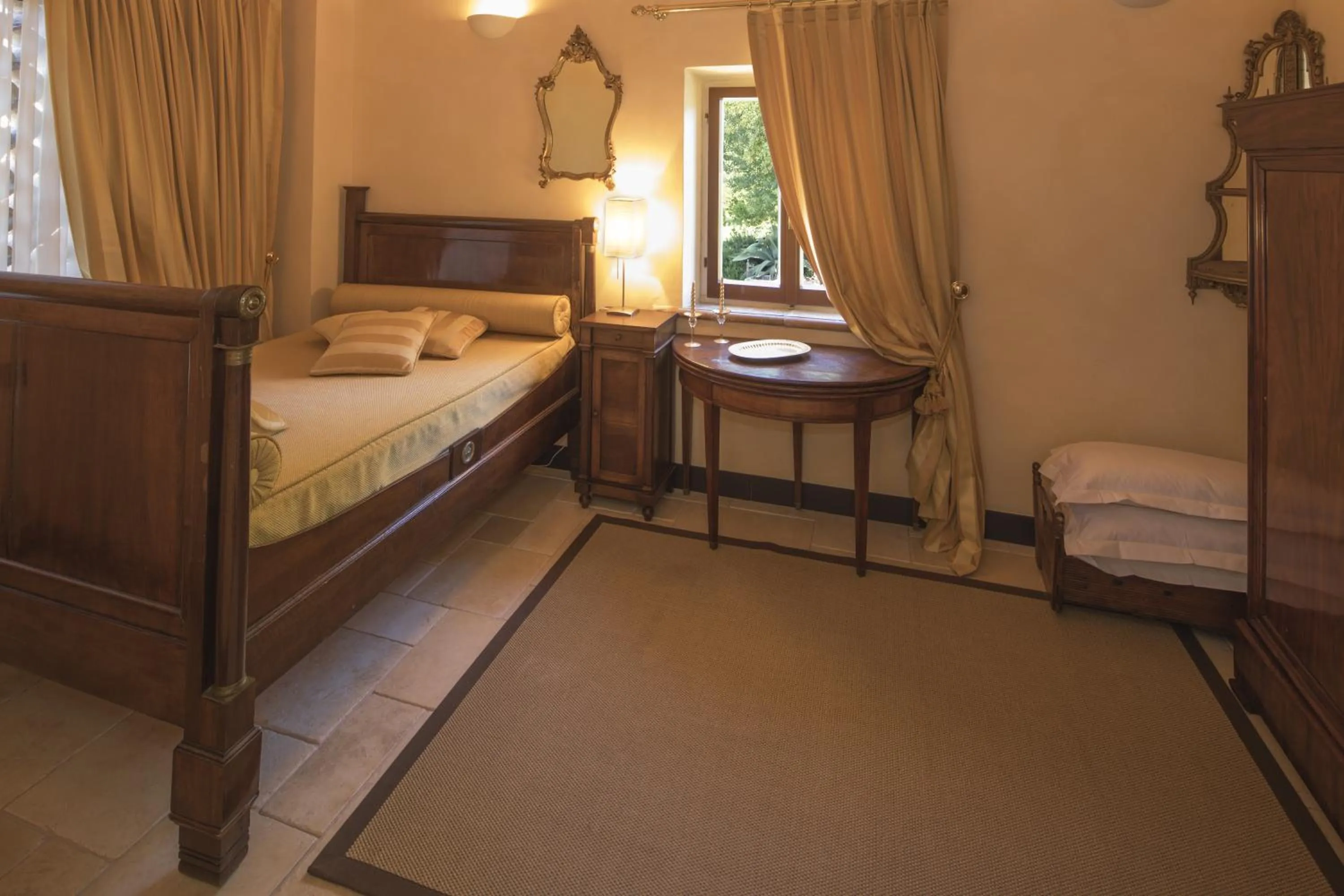 Bedroom, Bed in Resort La Ghiaia