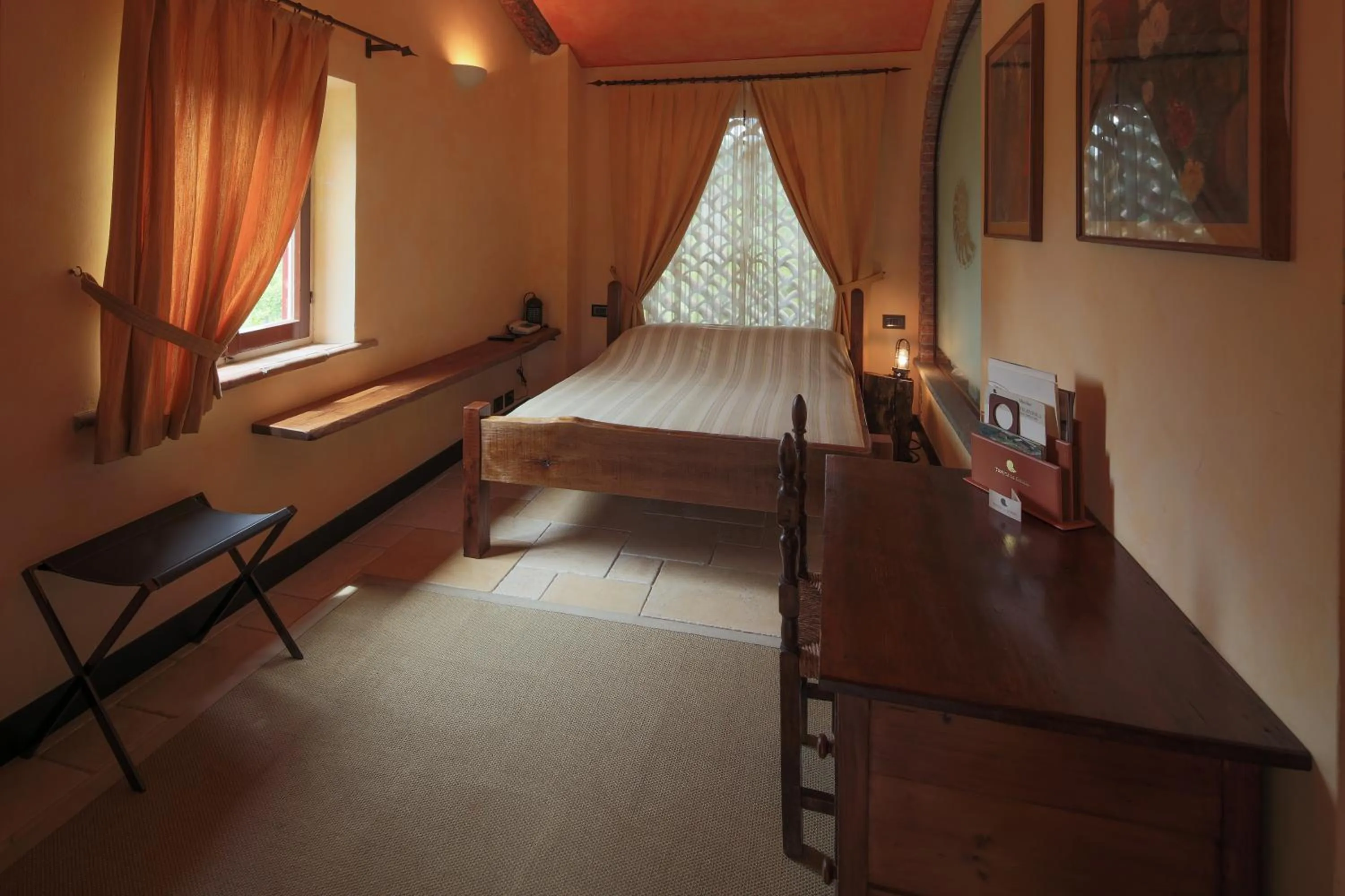 Bed in Resort La Ghiaia