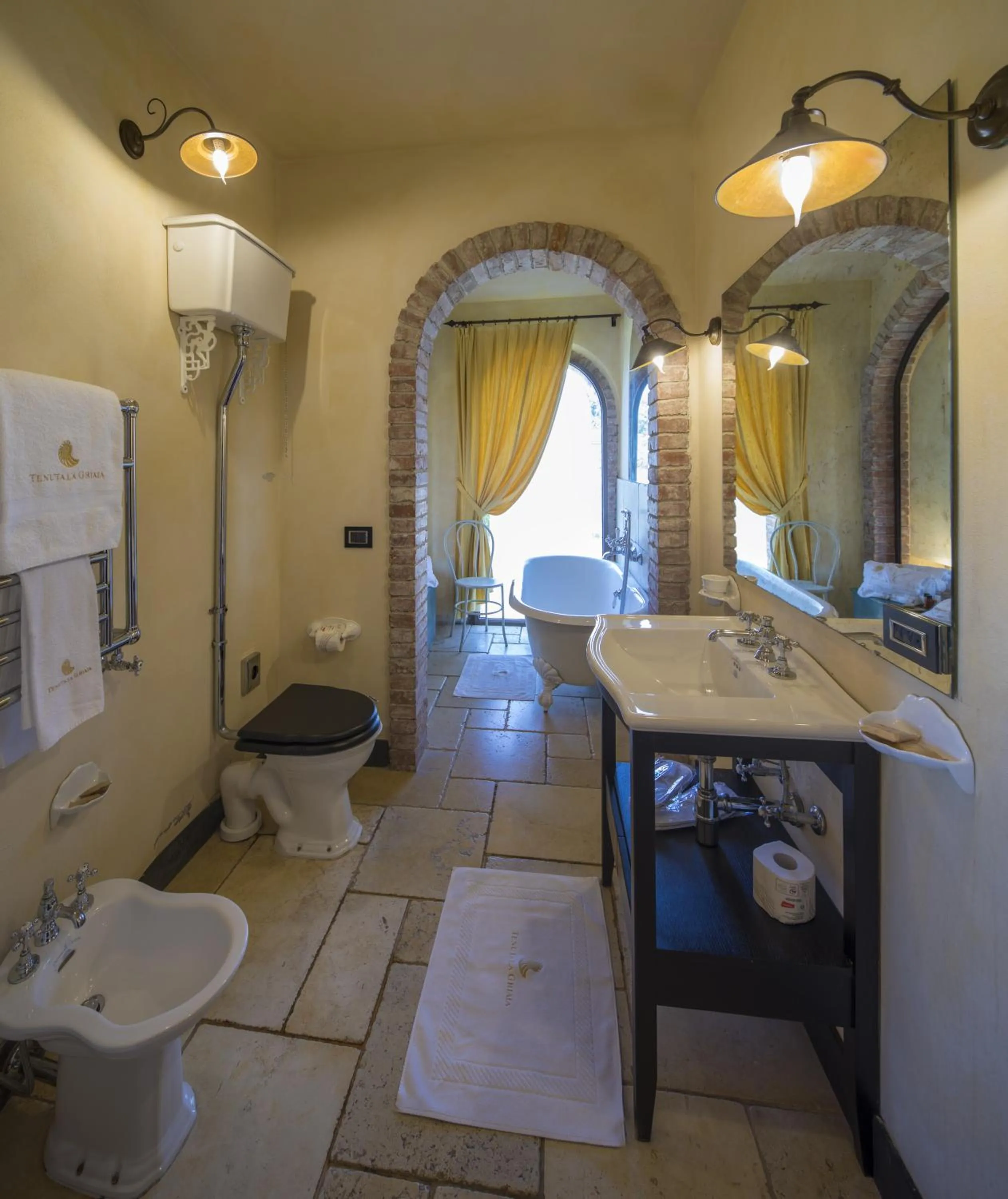Bathroom in Resort La Ghiaia