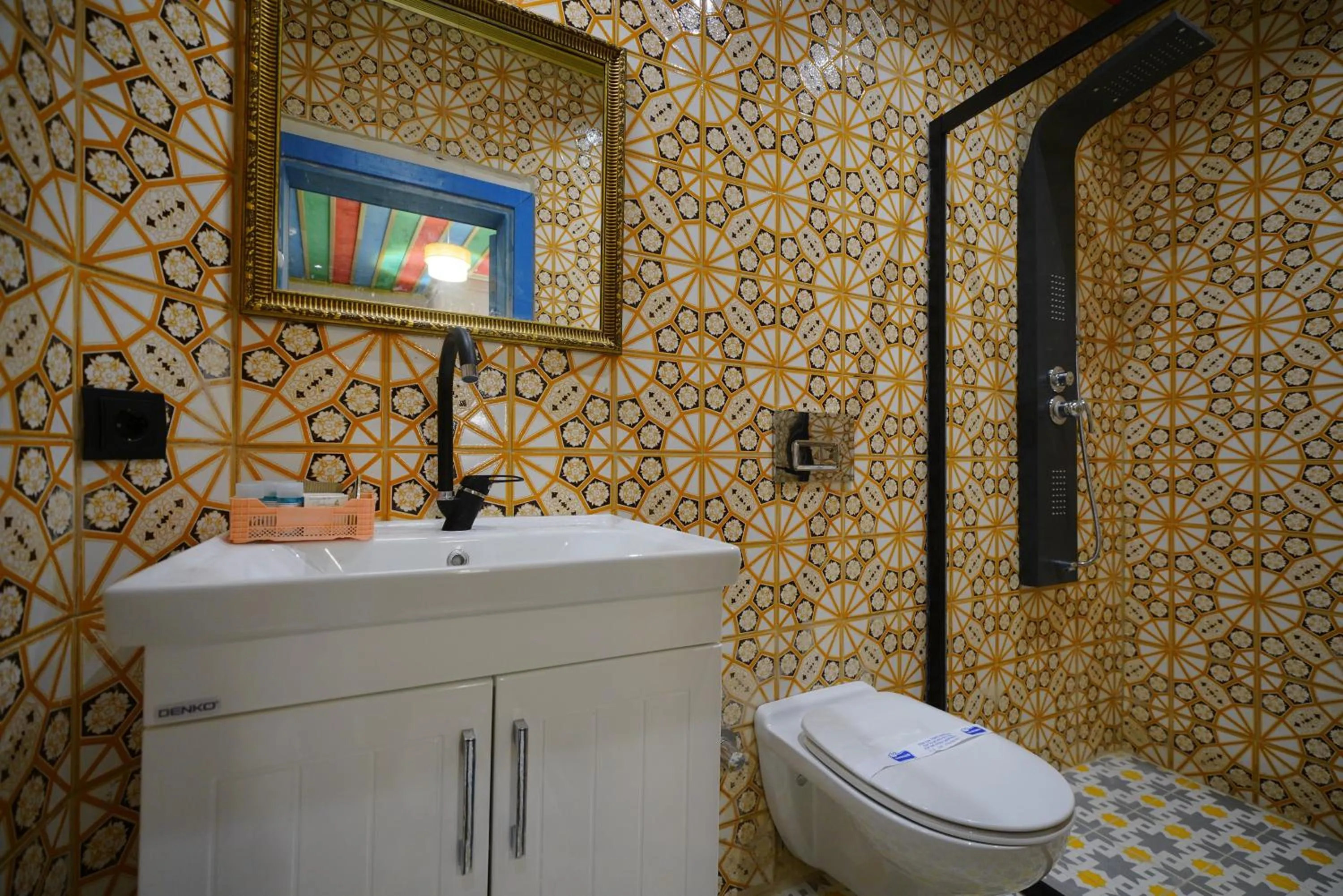 Toilet in Mirzade Konak Hotel