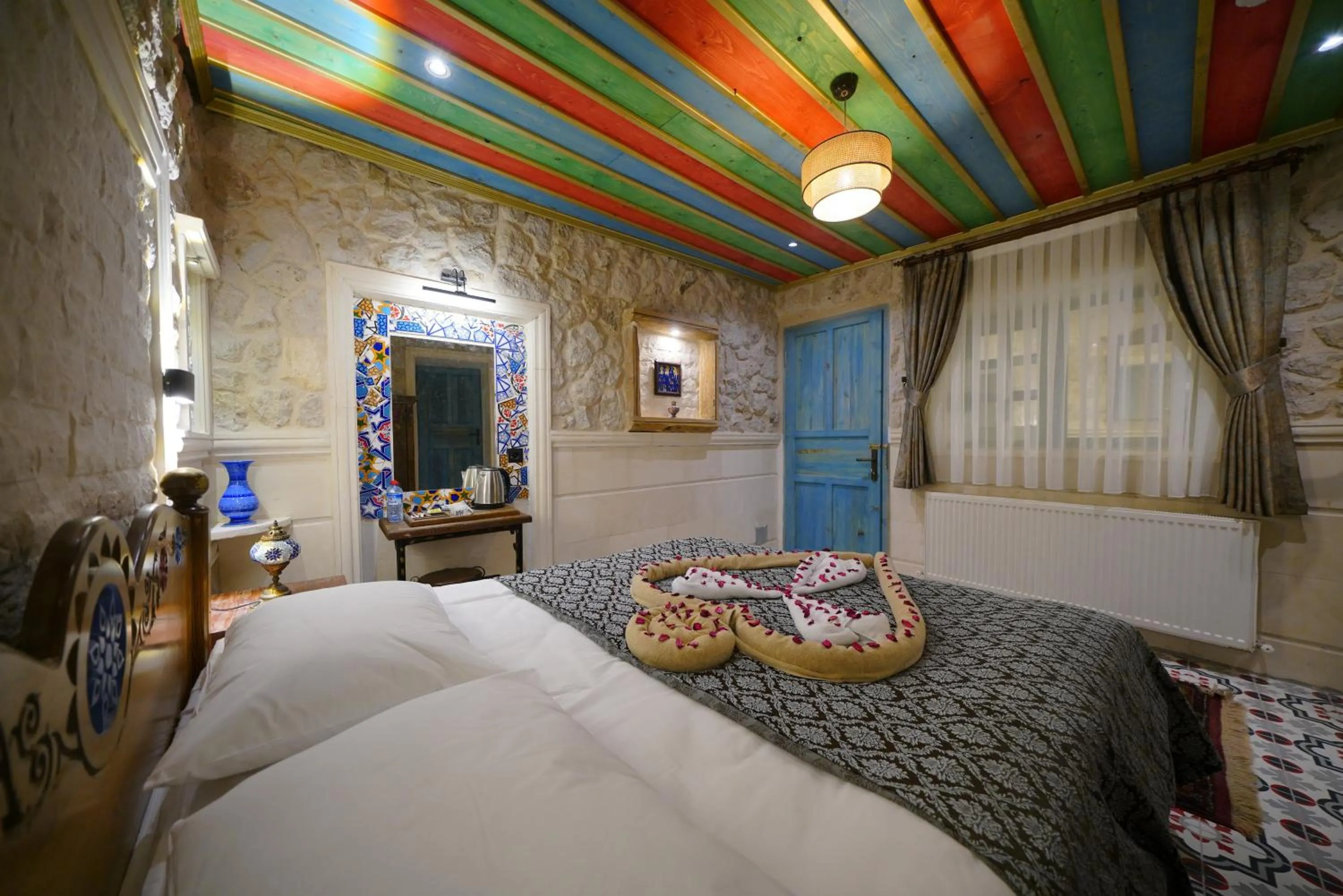 Bed in Mirzade Konak Hotel