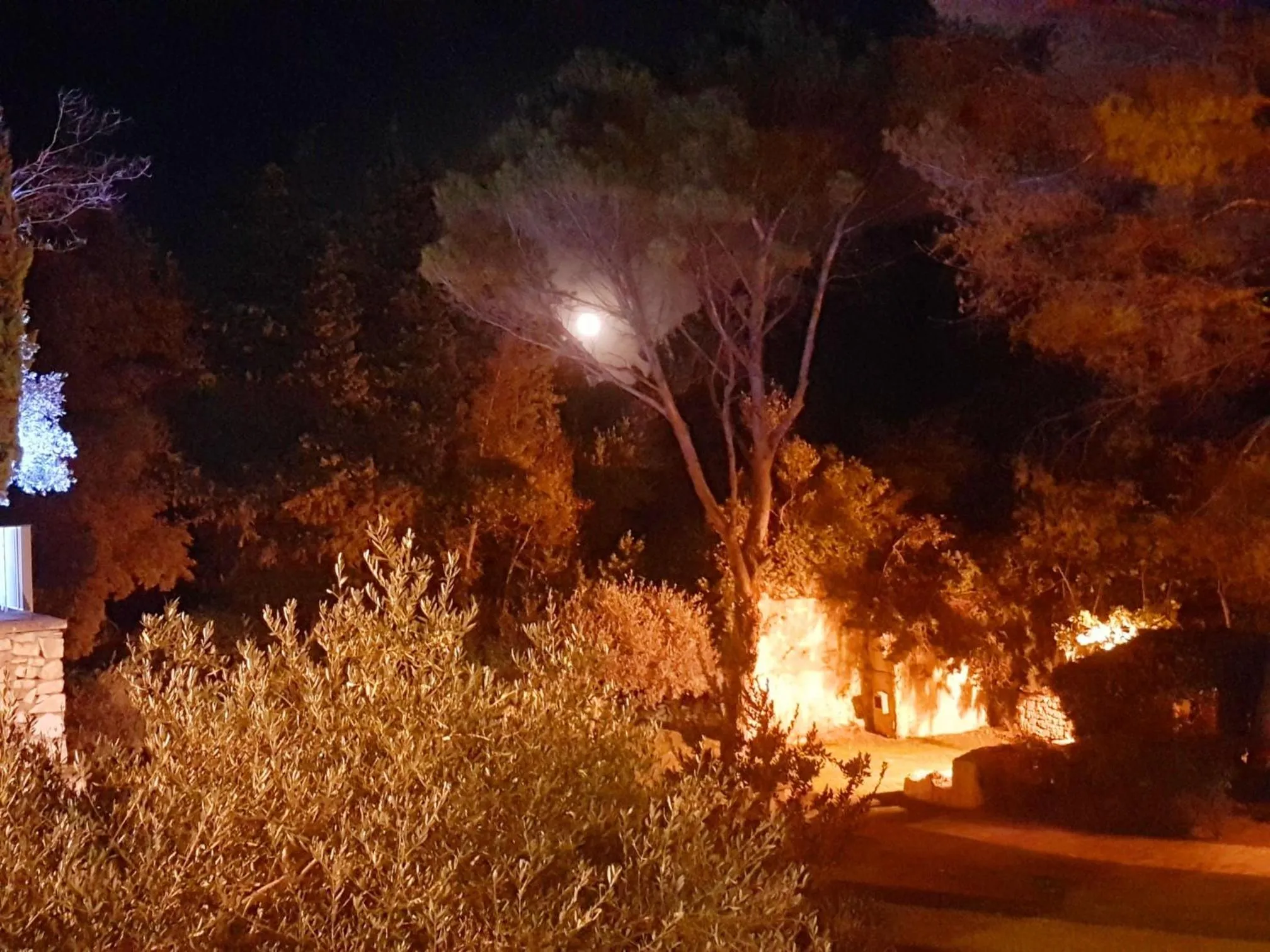 Patio in Hôtel Belesso
