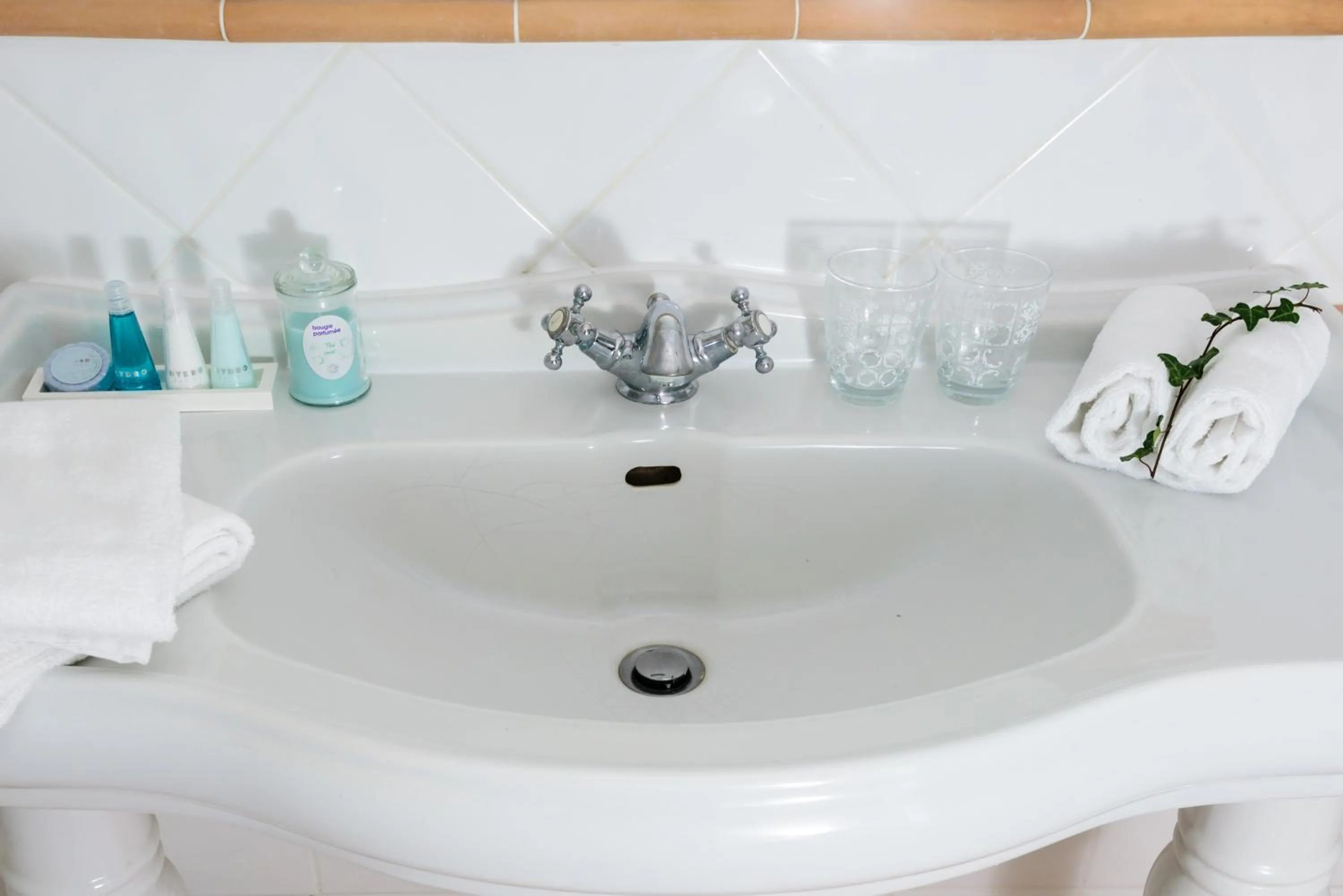 Shower in Hôtel Belesso