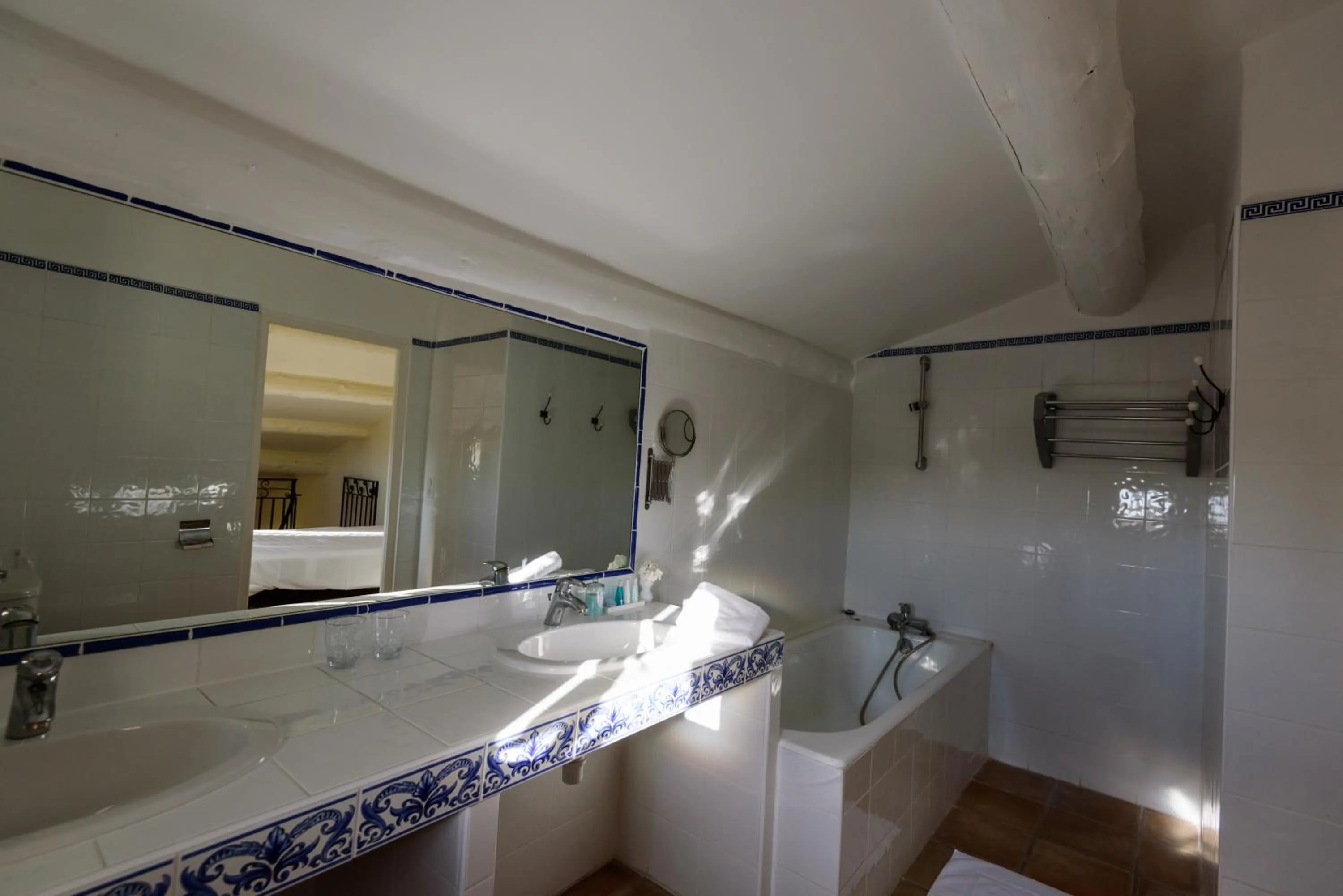 Bathroom in Hôtel Belesso