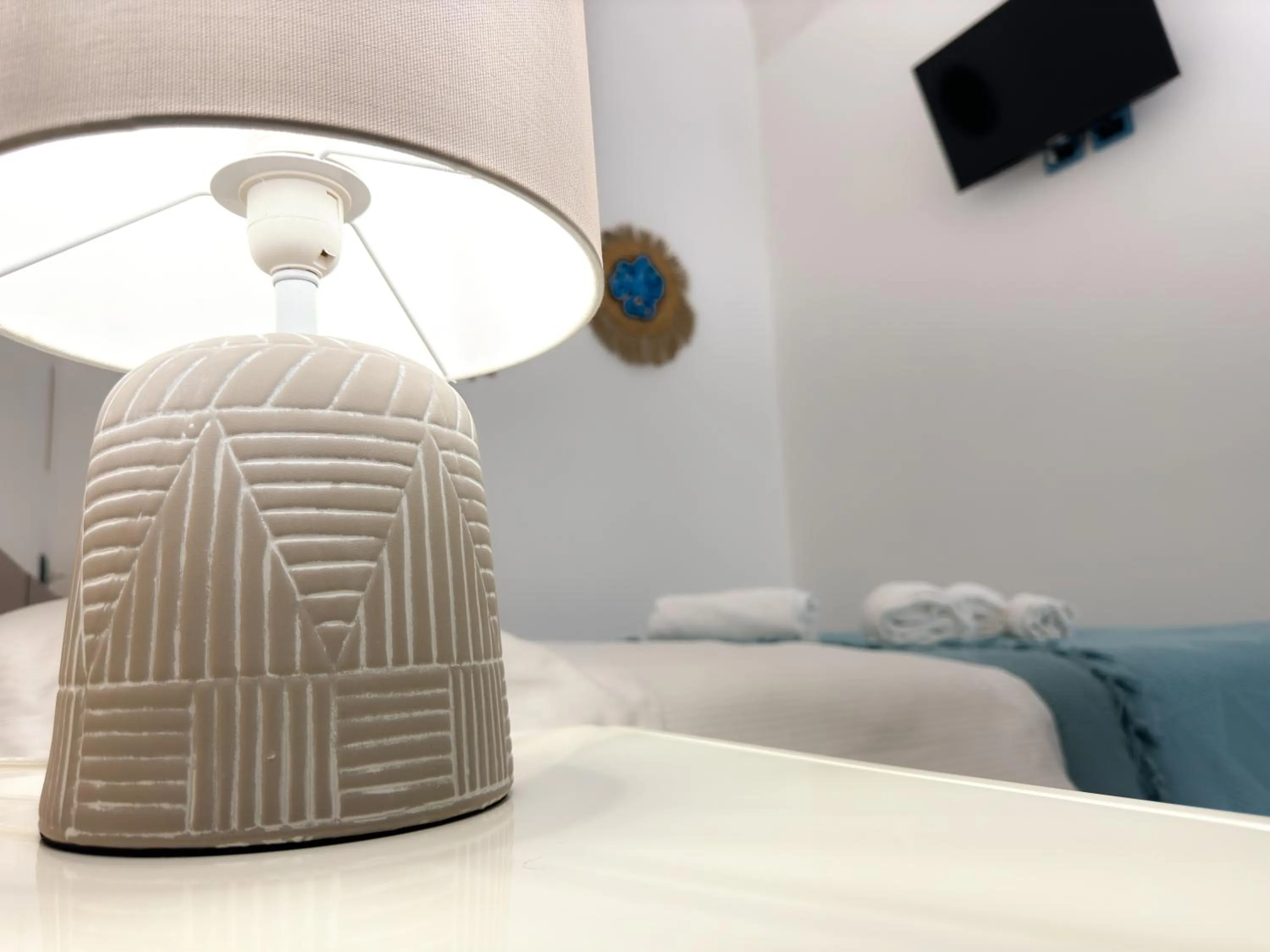 TV and multimedia, Bed in Vingt Sept