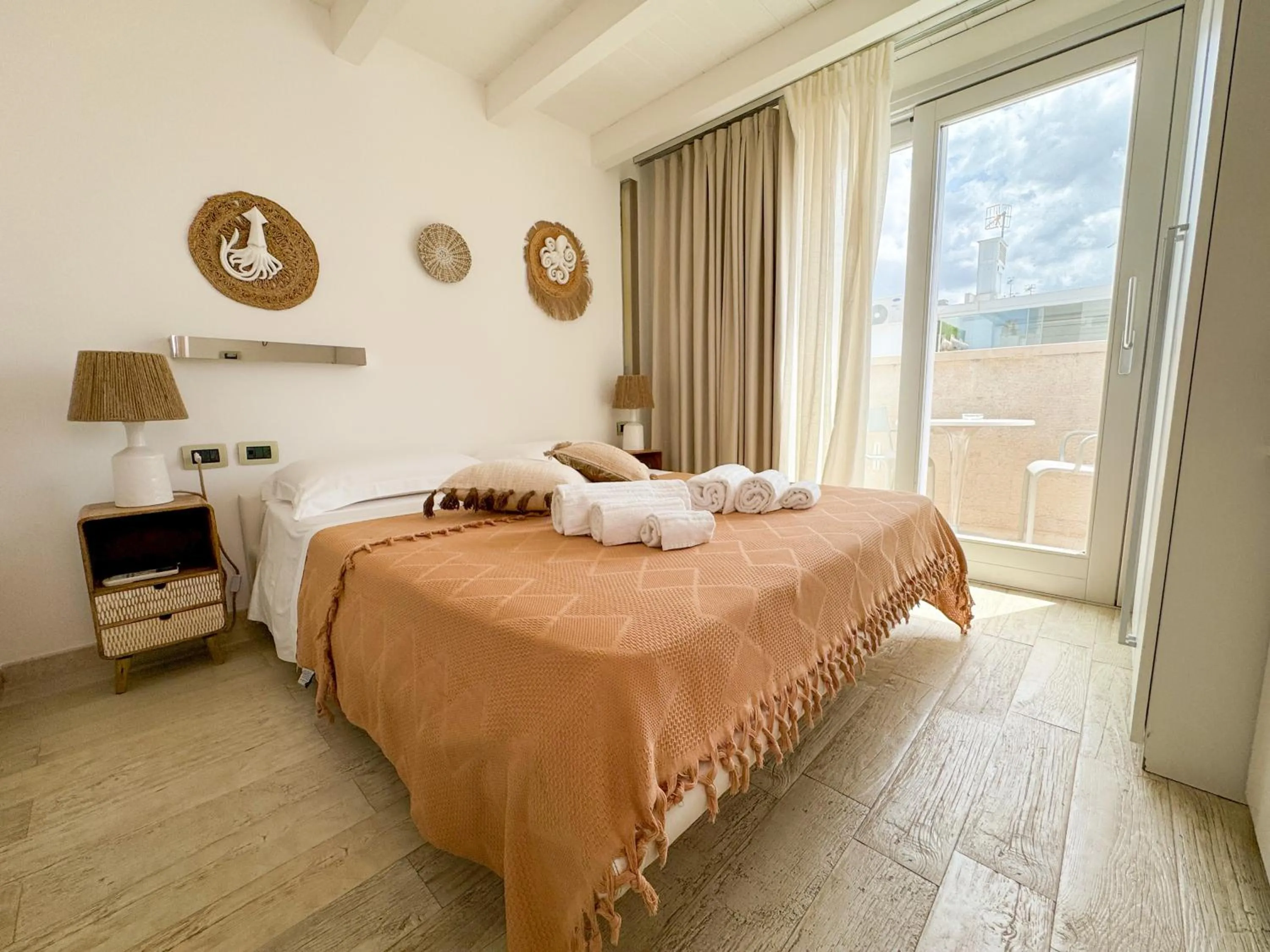 View (from property/room), Bed in Vingt Sept