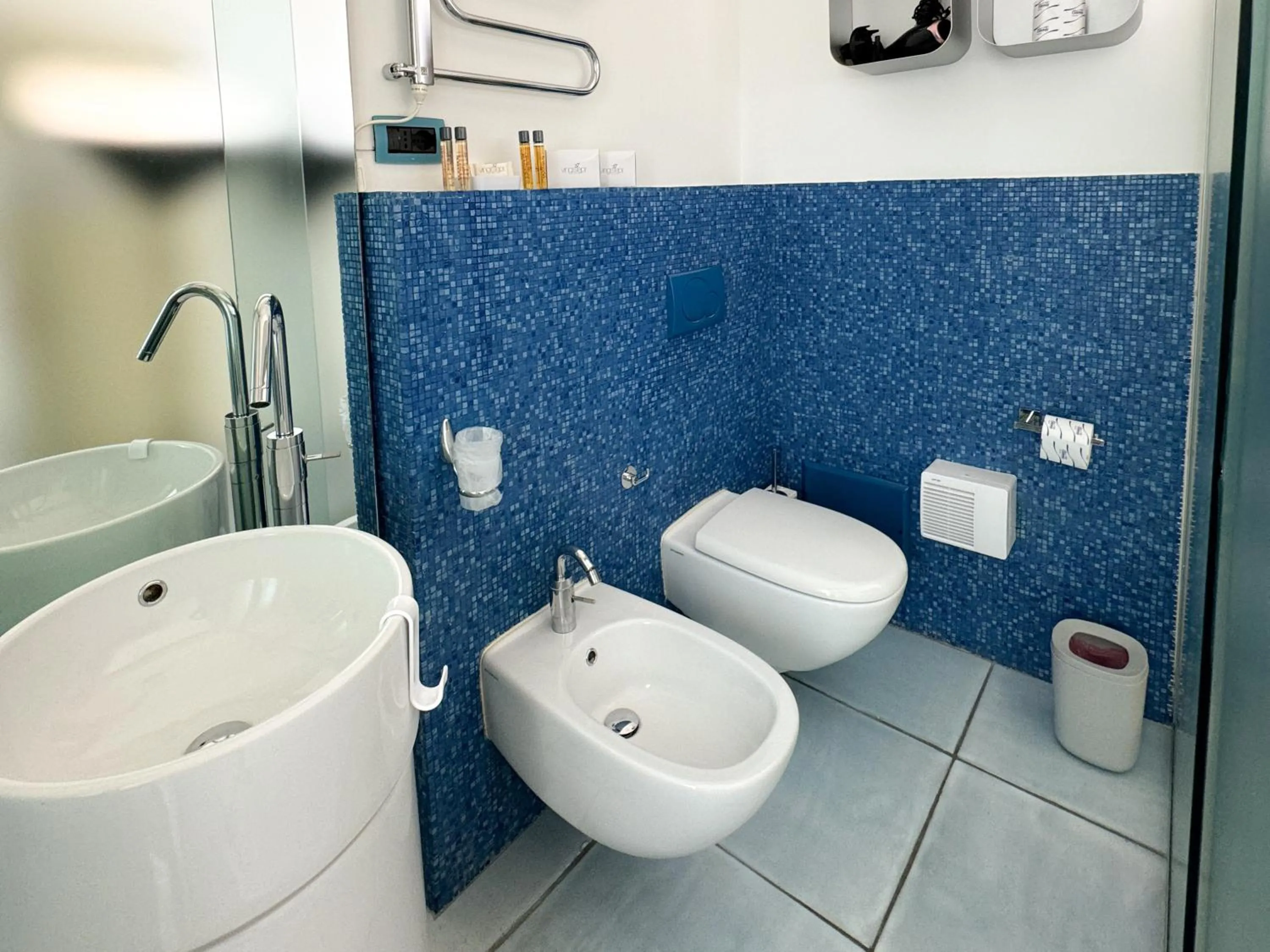 Shower in Vingt Sept