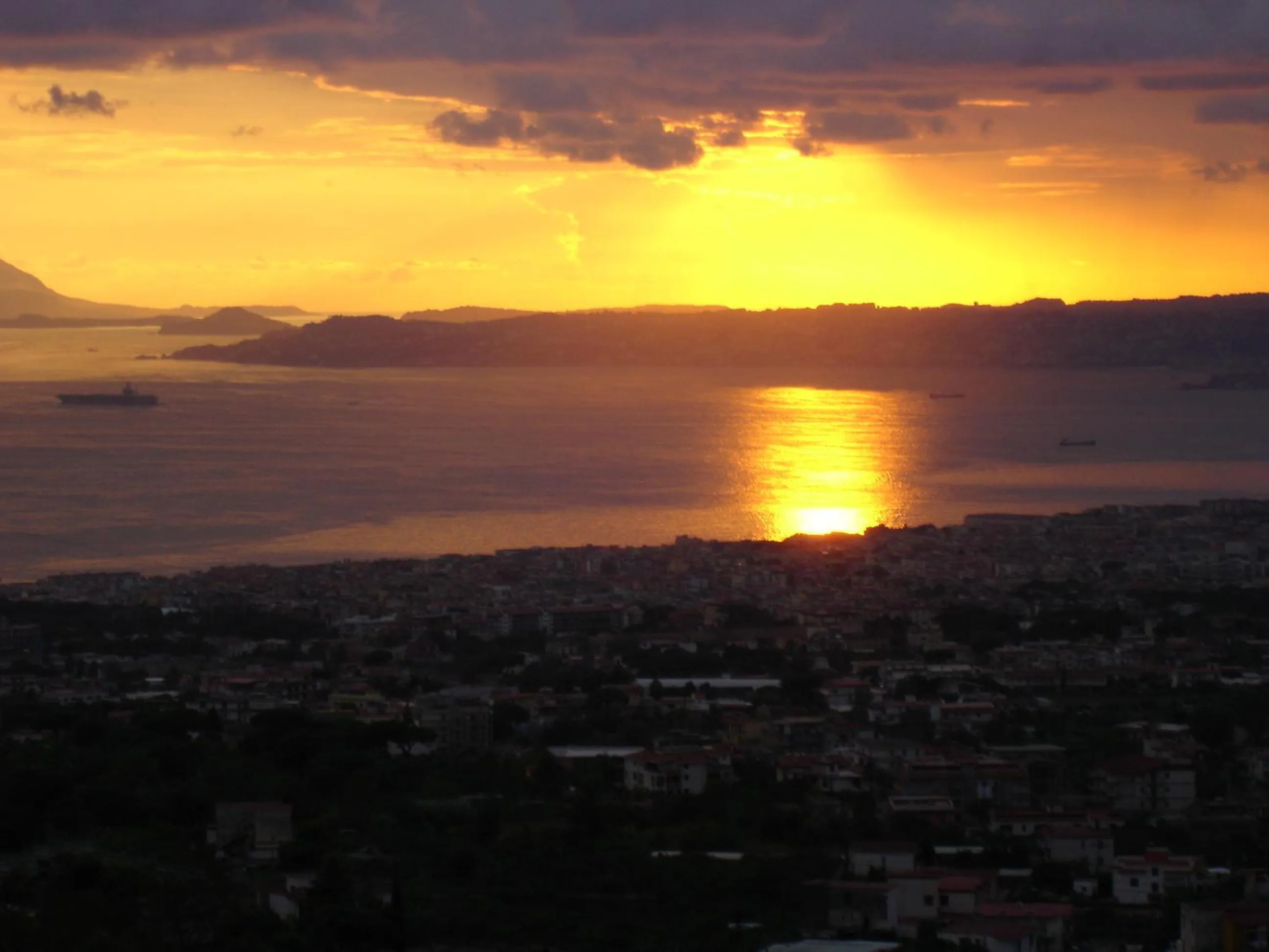 Sunrise/Sunset in La Dimora Le Fumarole B&B