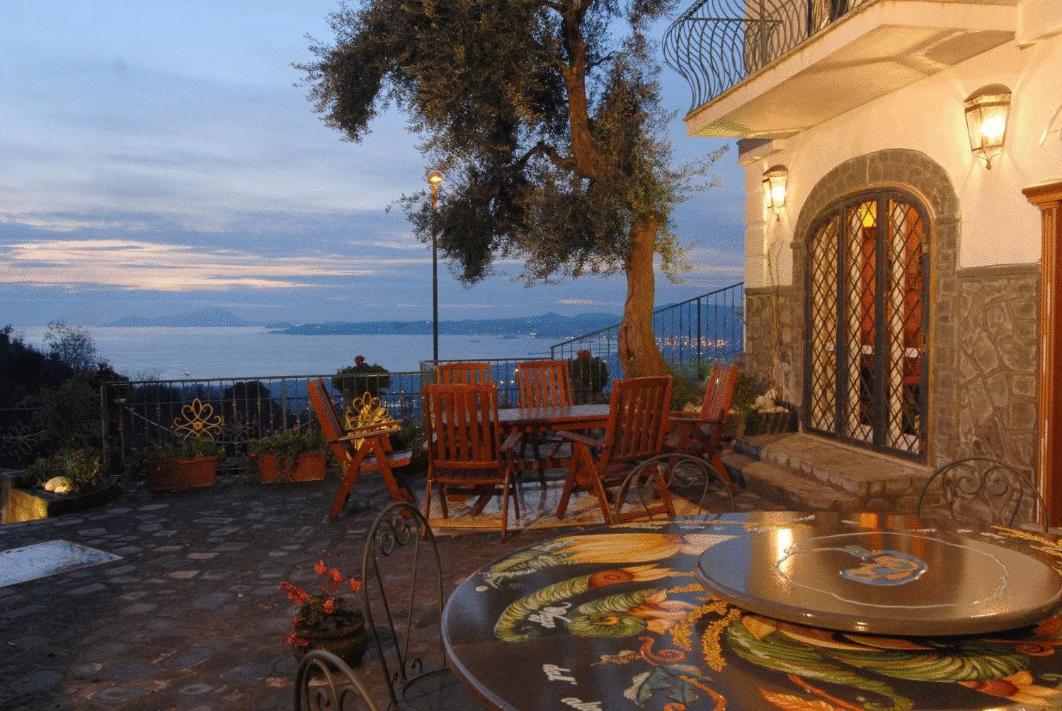 Restaurant/Places to Eat in La Dimora Le Fumarole B&B