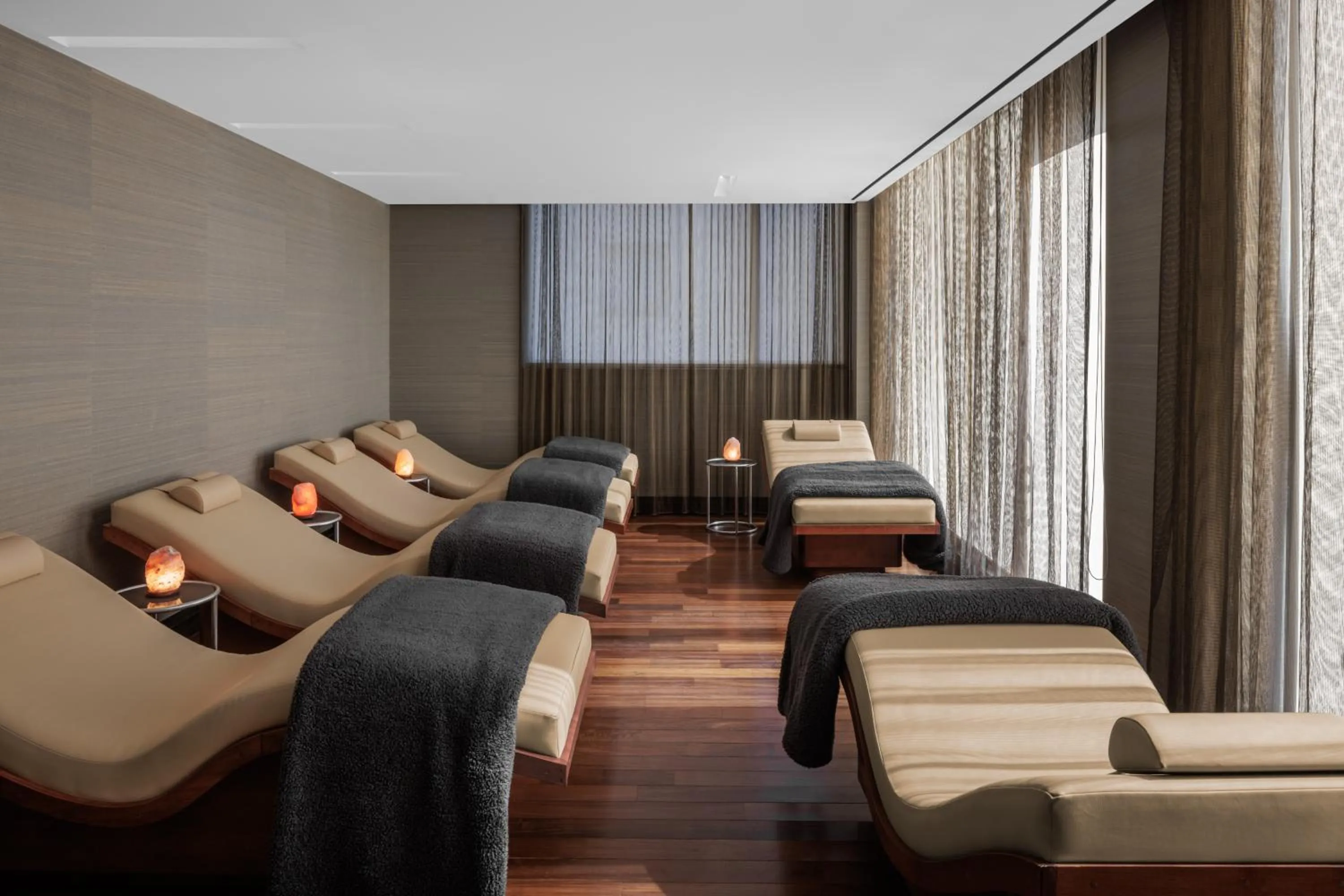 Spa and wellness centre/facilities, Bed in The Dominick Hotel