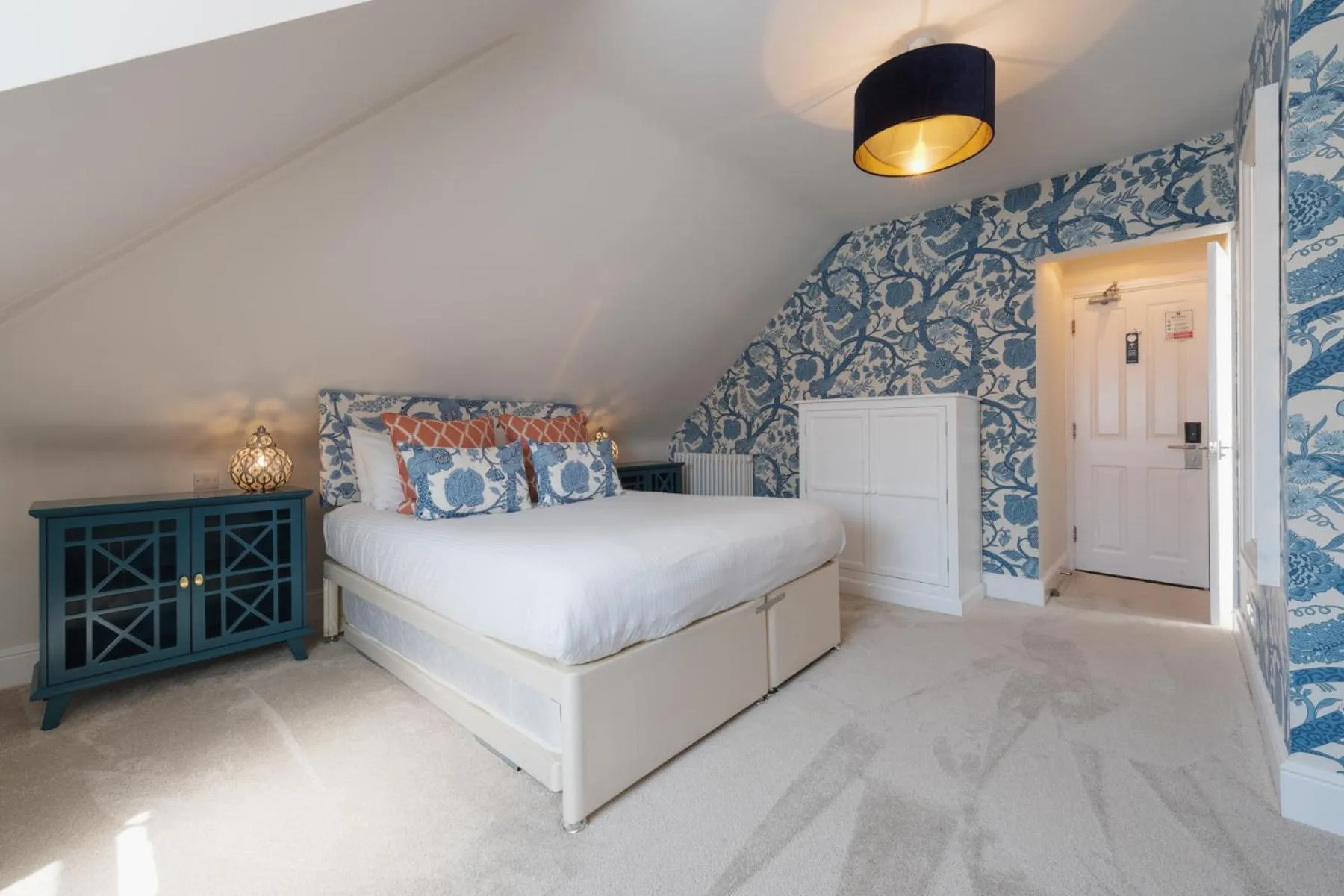 Bed in Somerset House Boutique Hotel and Restaurant