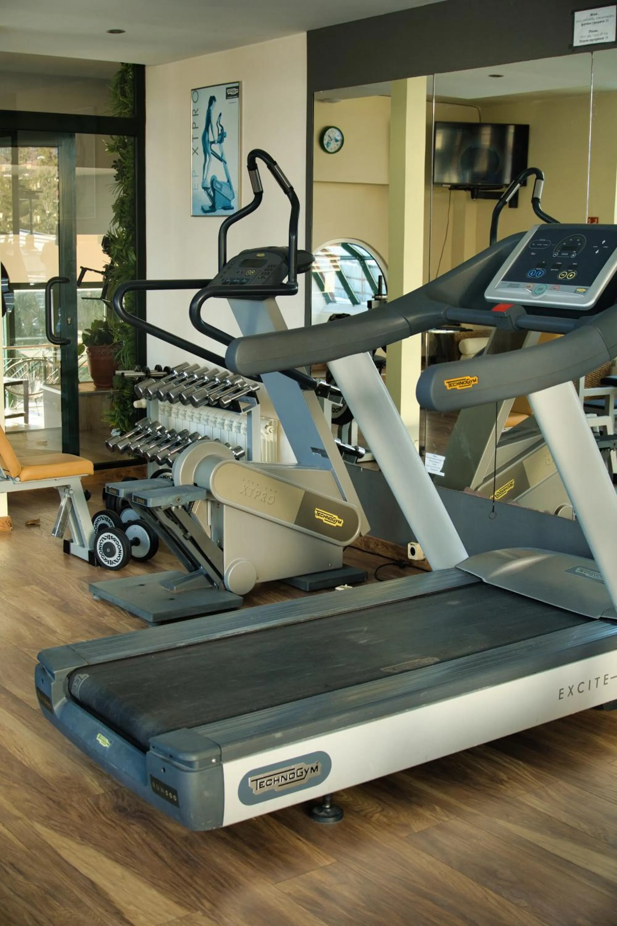 Fitness centre/facilities in Grand Hotel Murgavets