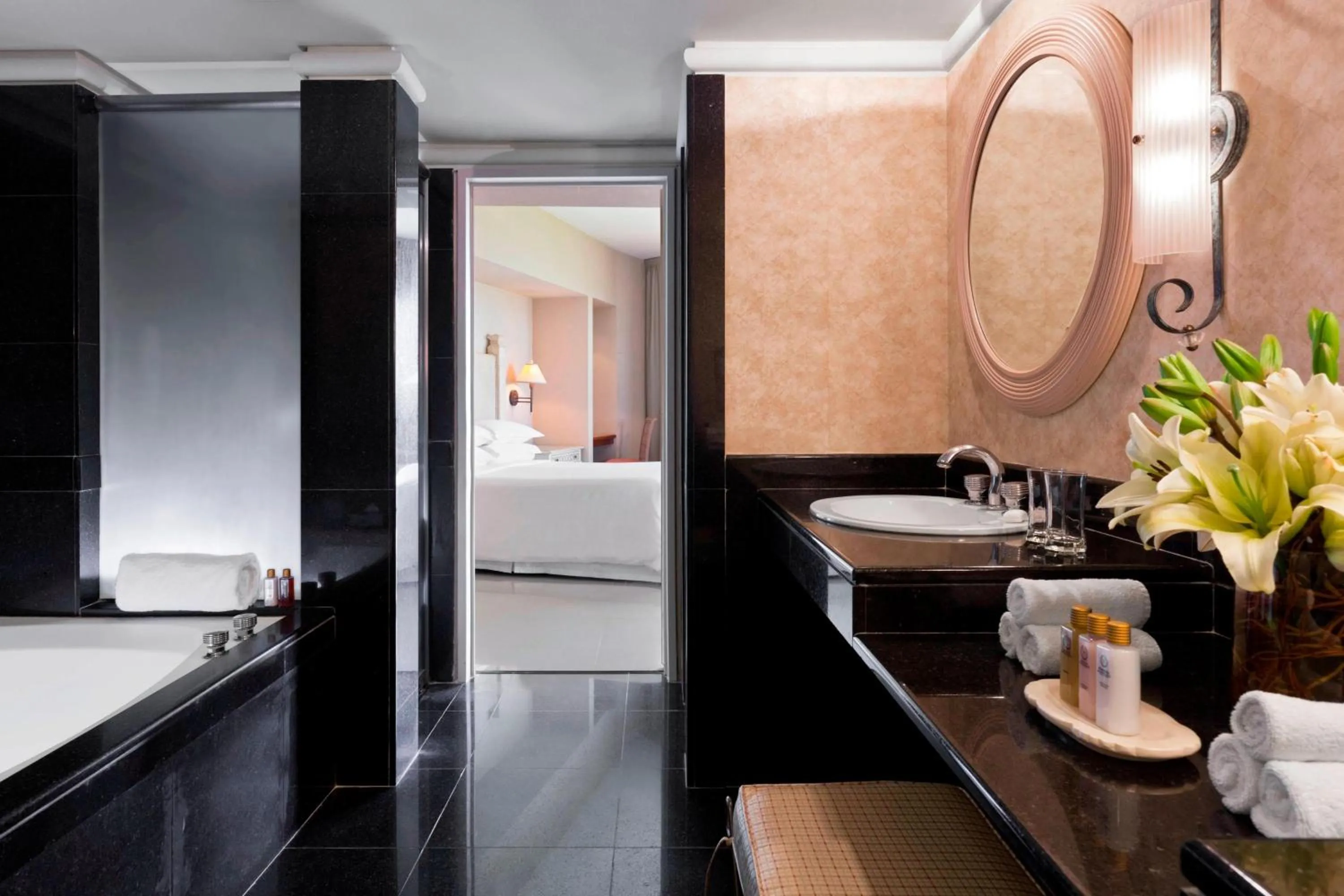 Bathroom in Sheraton Mar Del Plata Hotel