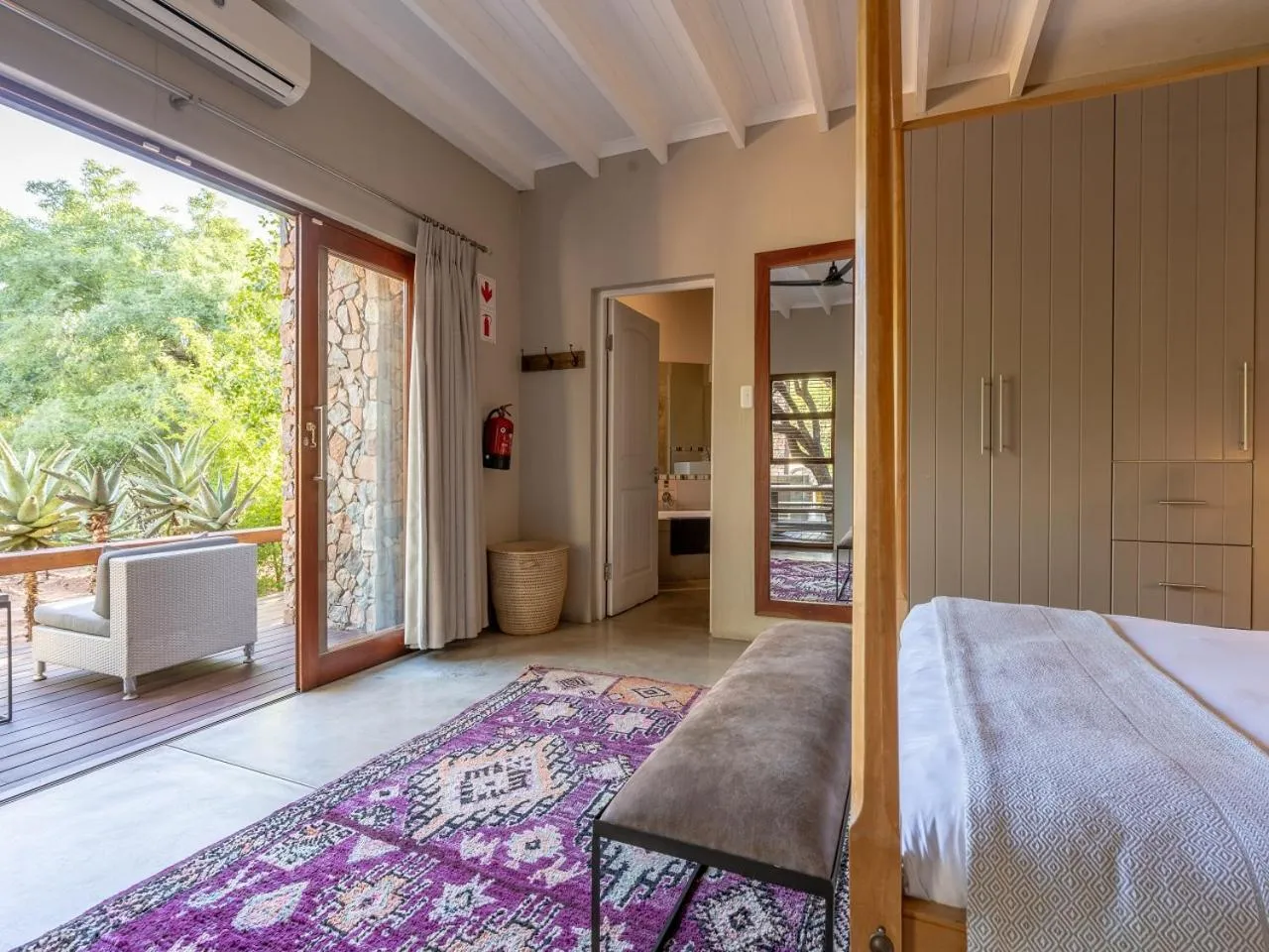 Balcony/Terrace, Bed in eKhaya Bush Lodge