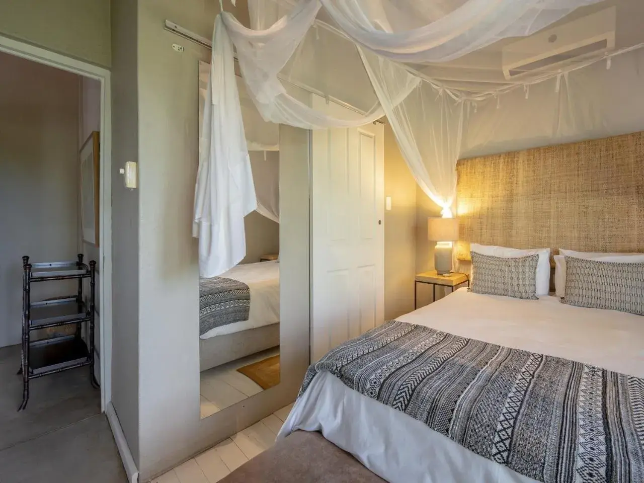 Standard Queen Room - single occupancy in eKhaya Bush Lodge Standard Queen Room - single occupancy in eKhaya Bush Lodge