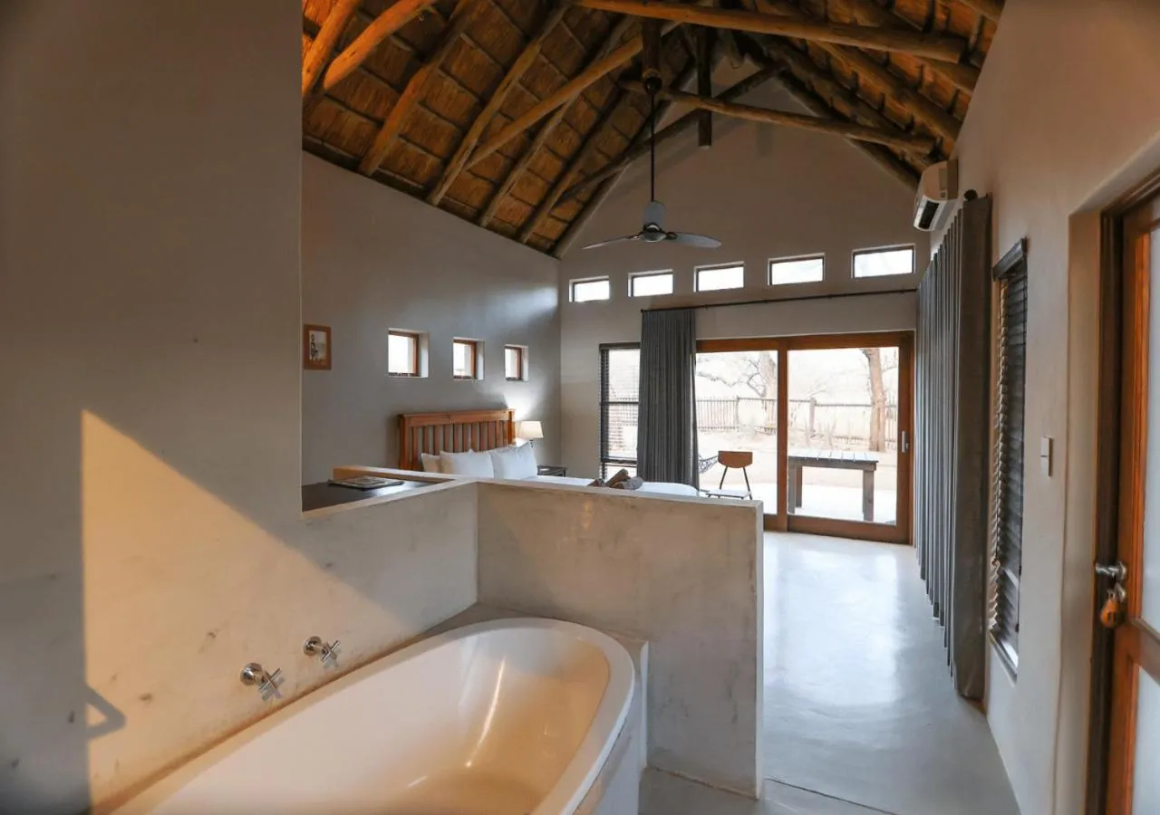 Bathroom in eKhaya Bush Lodge