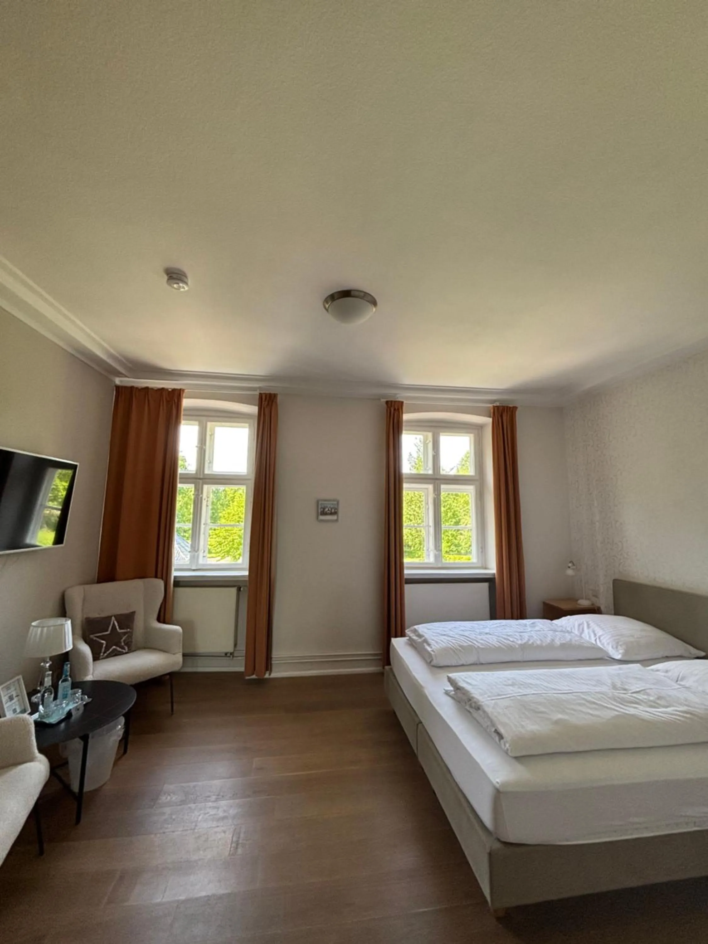 Bed in Hotel Zollhaus