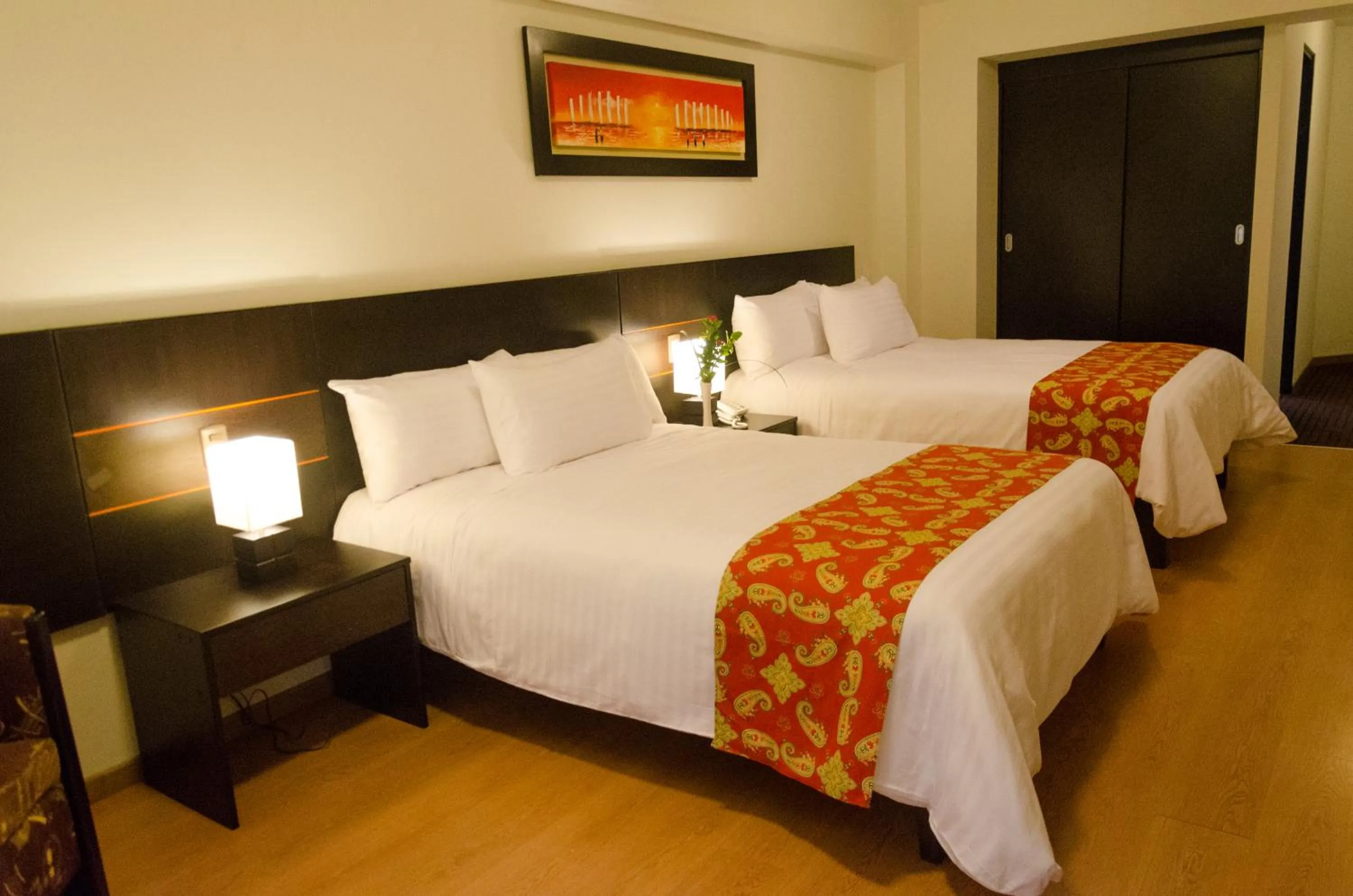 Photo of the whole room, Bed in Hotel Britania Miraflores