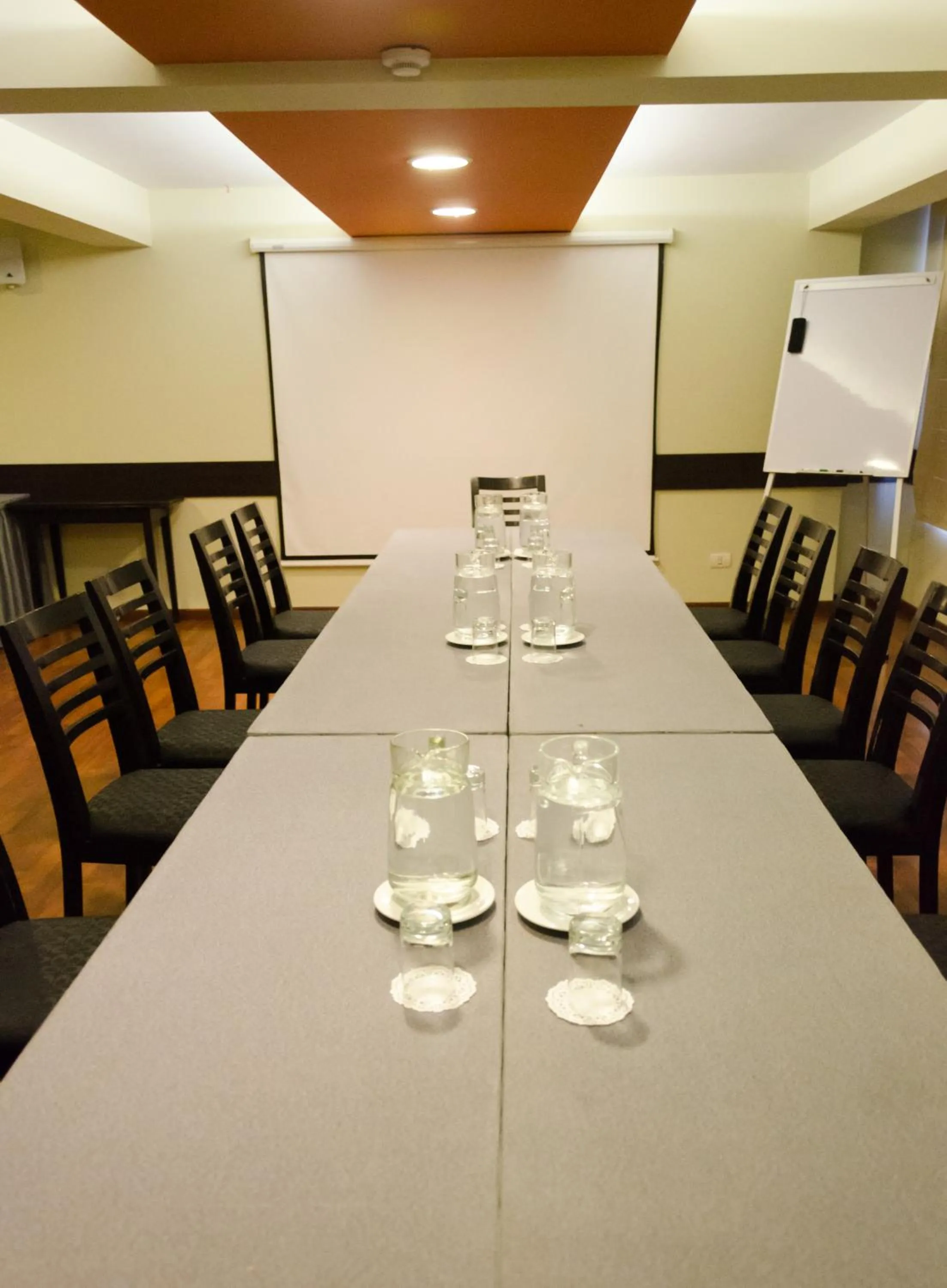 Meeting/conference room in Hotel Britania Miraflores