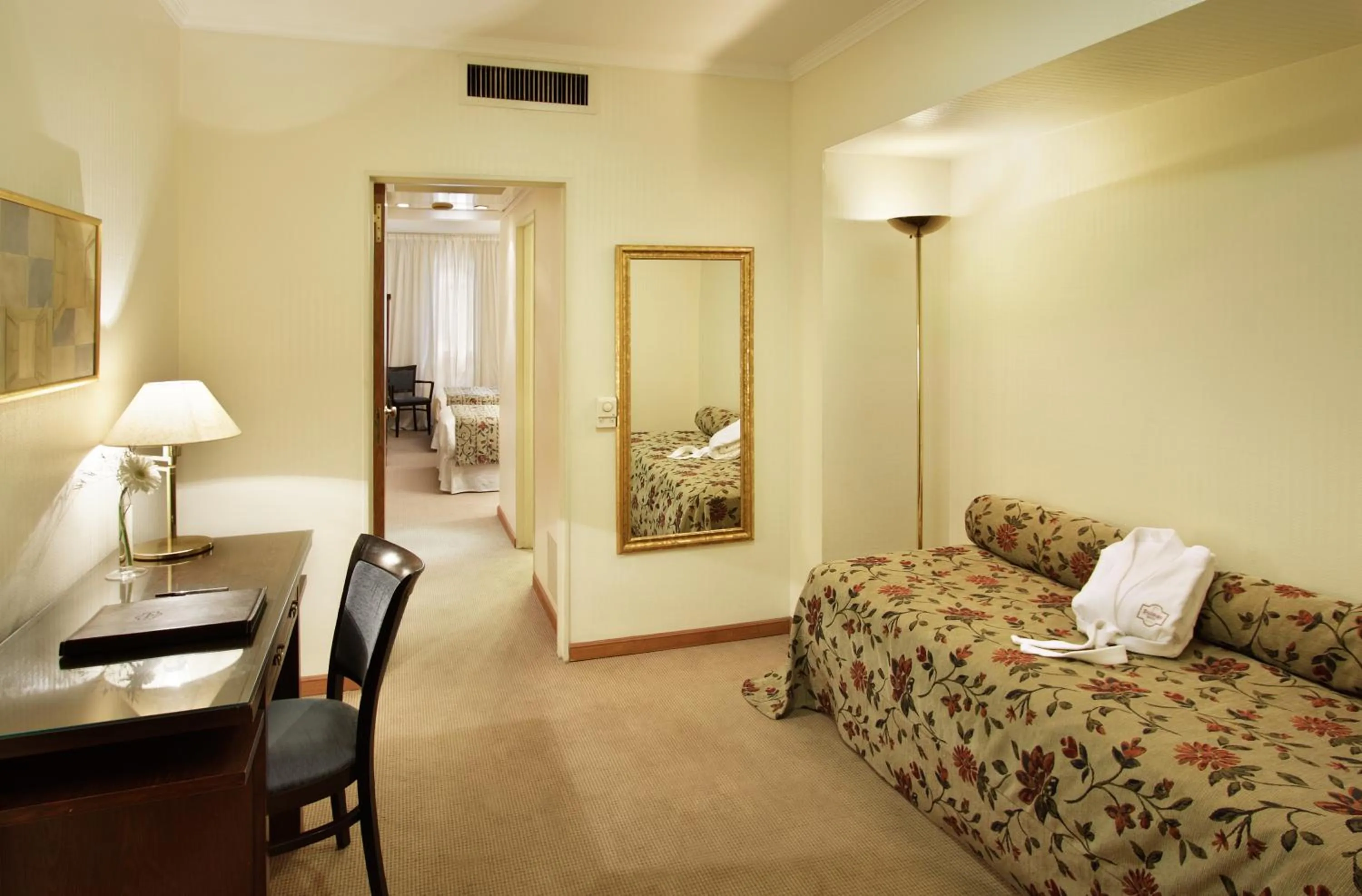 Junior Suite in Hotel Dolmen