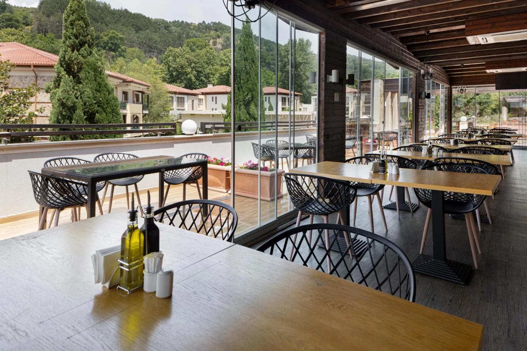 Restaurant/places to eat in Pirin Park Hotel