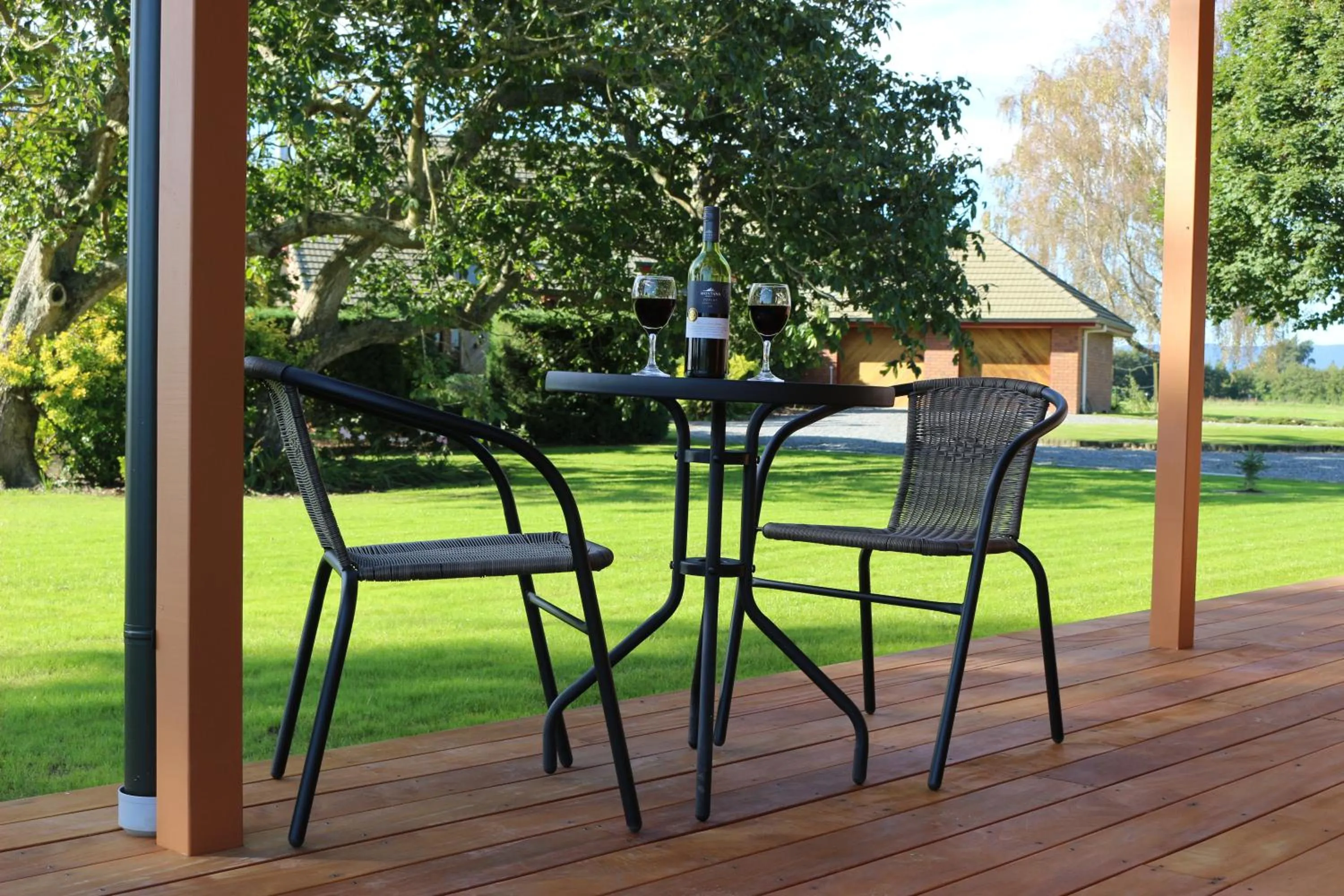 Balcony/Terrace in Walnut Lodge B&B