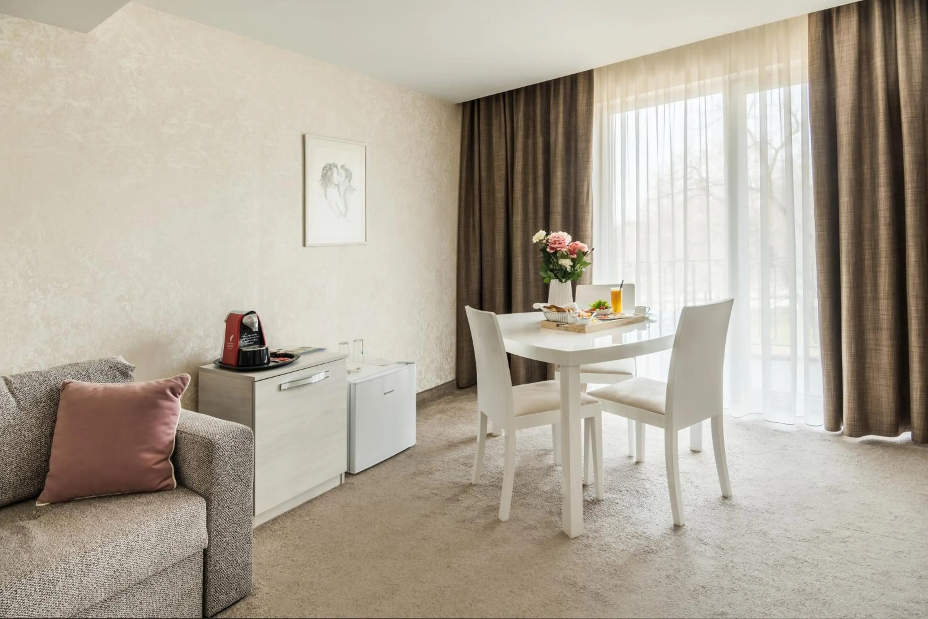 Living room in Dunav Plaza Hotel