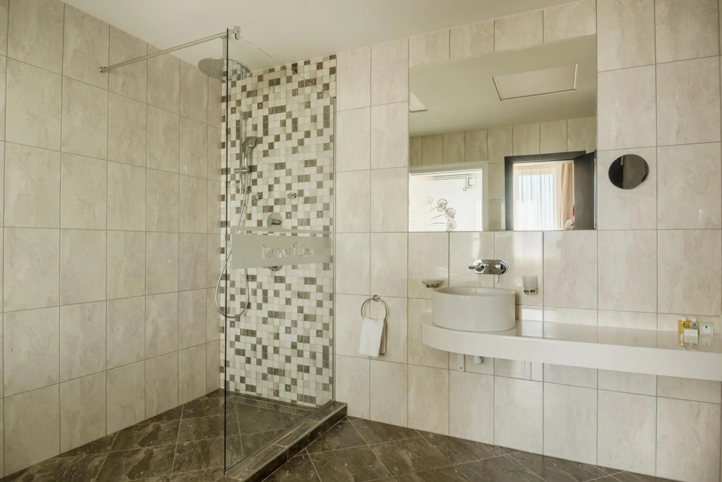 Bathroom in Dunav Plaza Hotel
