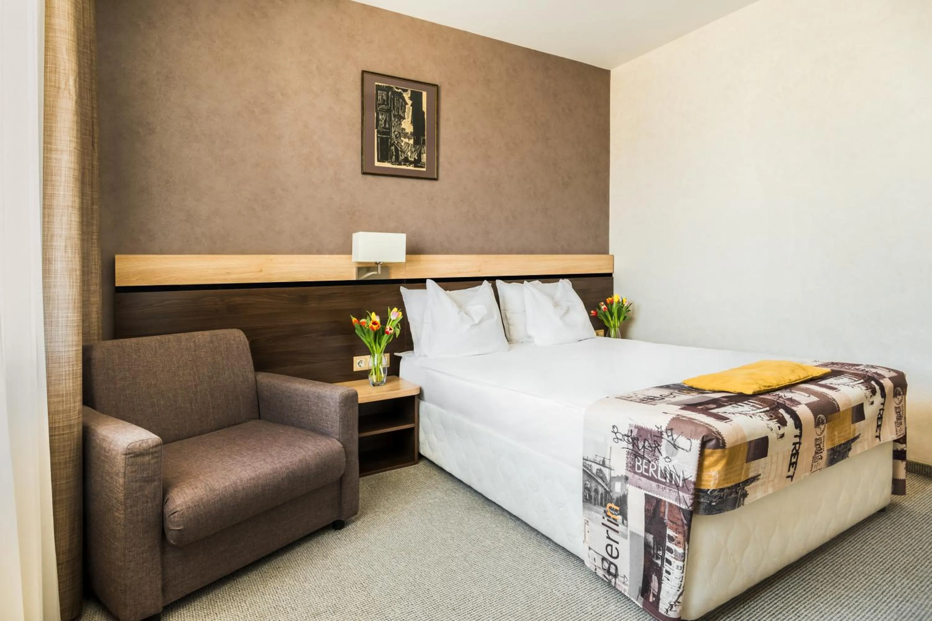 Bedroom, Bed in Dunav Plaza Hotel