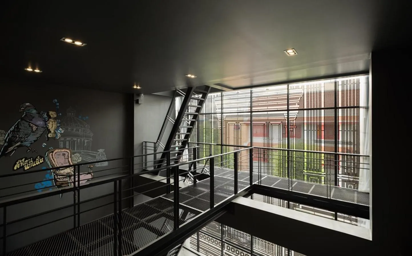 Restaurant/places to eat in Issara by D Hostel