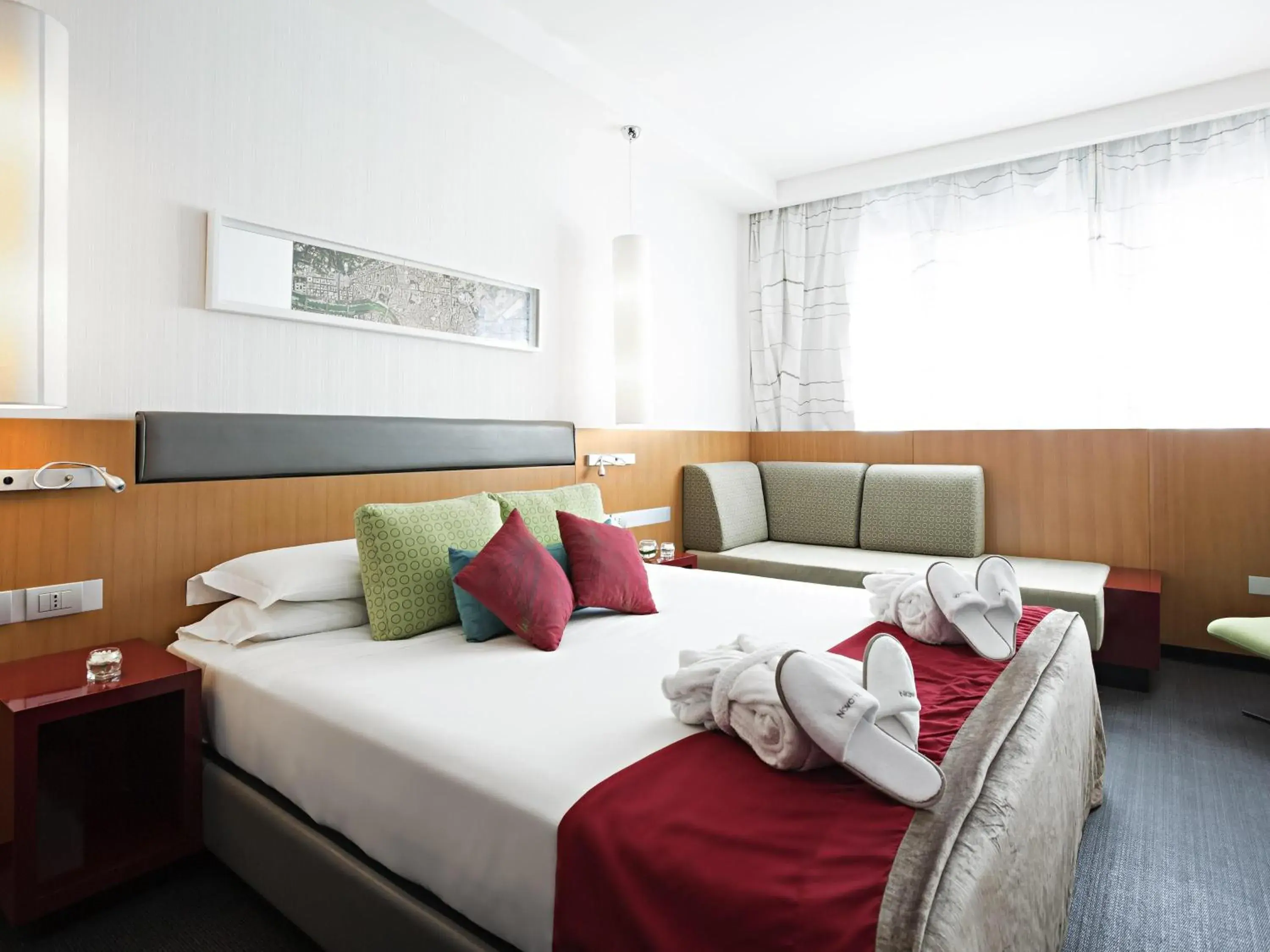 Classic Room with Balcony in Novotel Roma Eur Classic Room with Balcony in Novotel Roma Eur