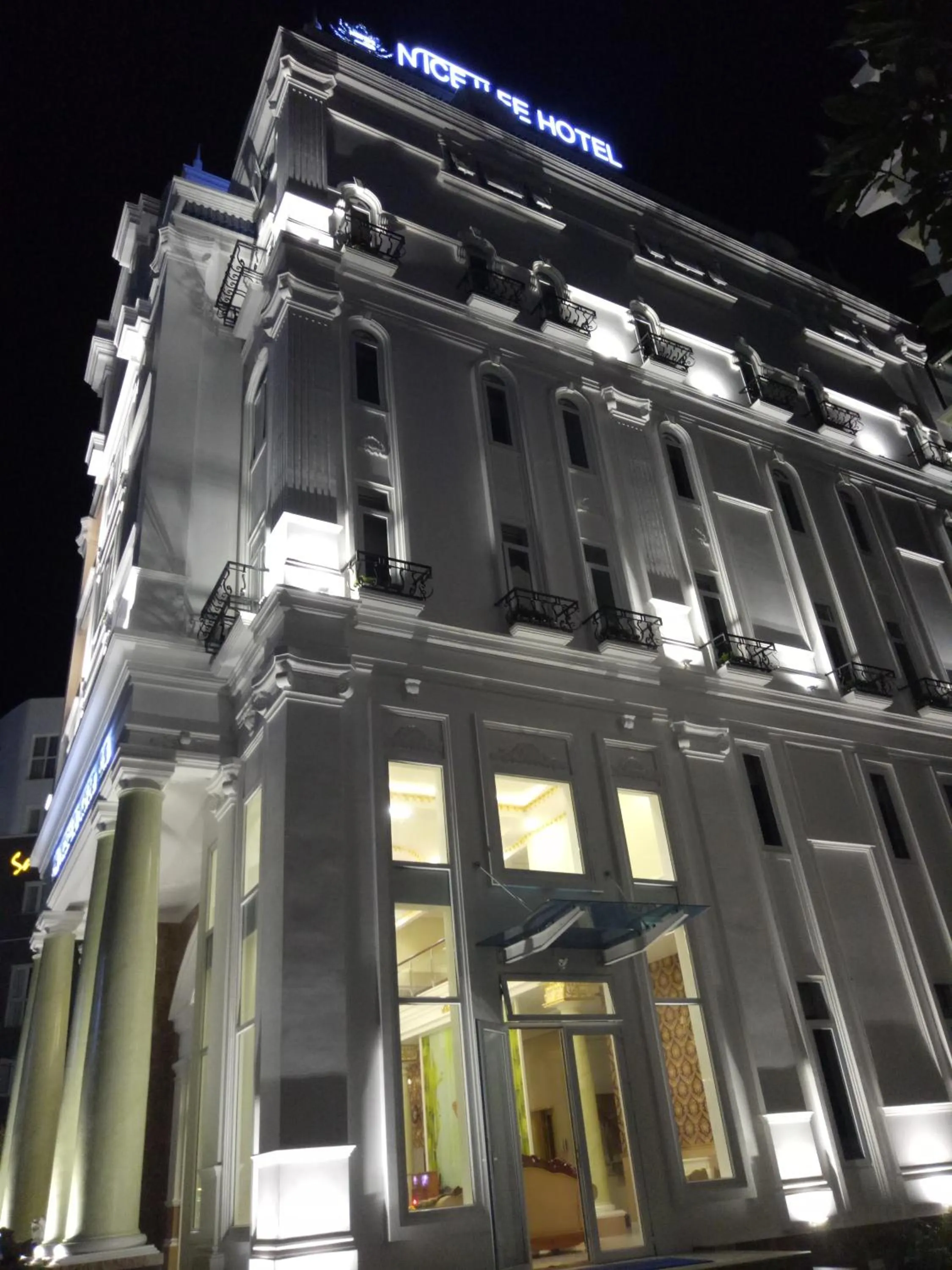 Property building in Nice Life Hotel