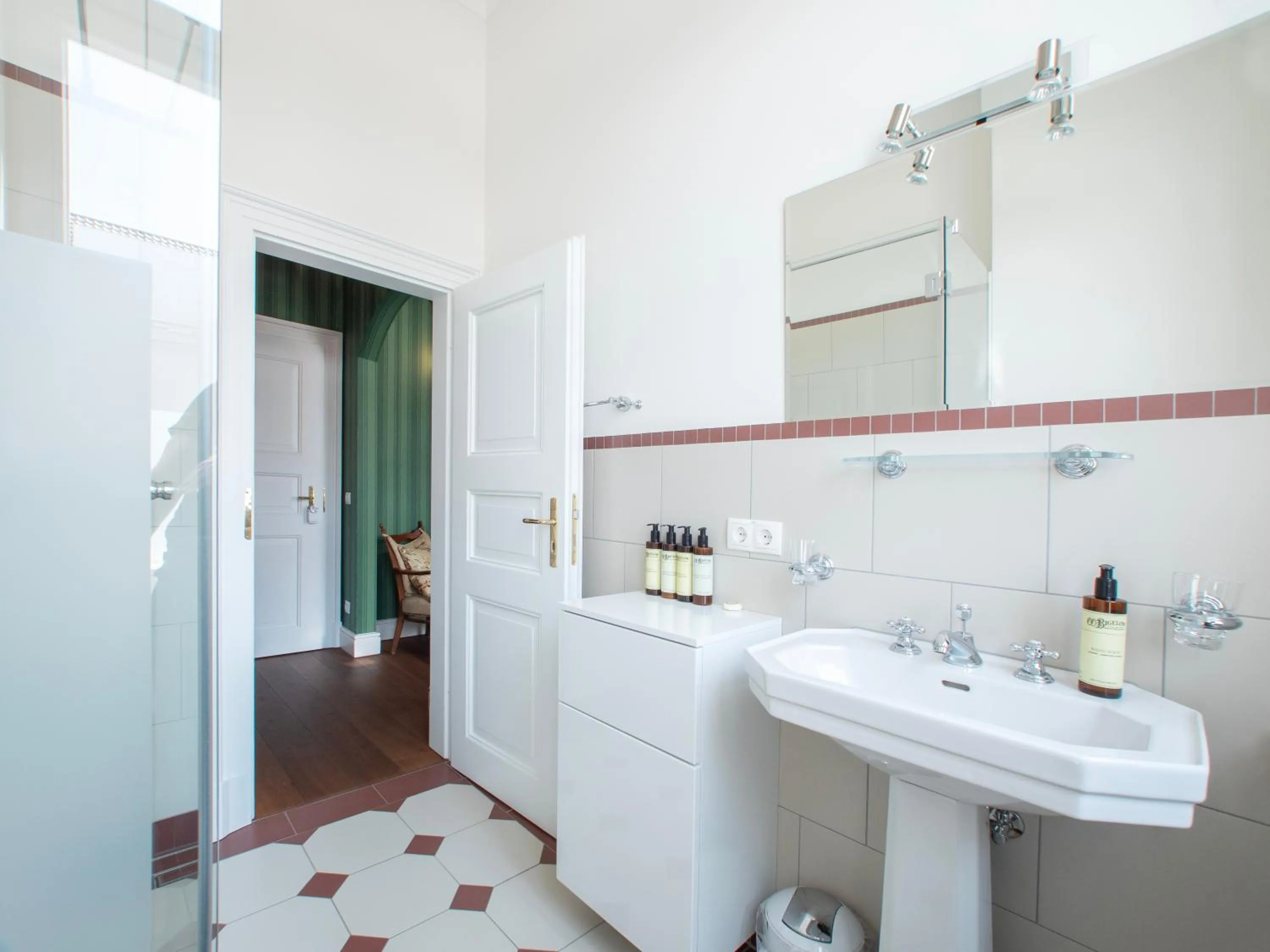 Bathroom in Rooms GUT HEIDEFELD