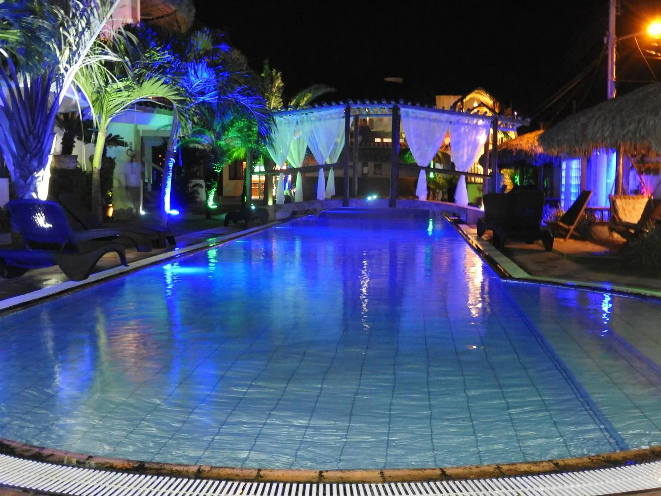 Pool view in IL Nuraghe
