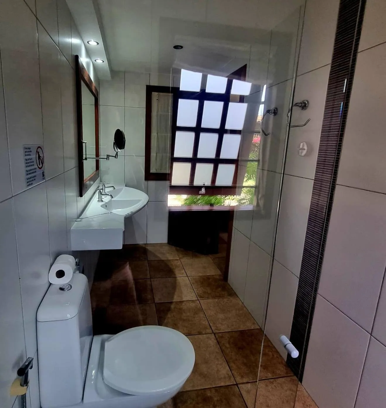 Shower in IL Nuraghe