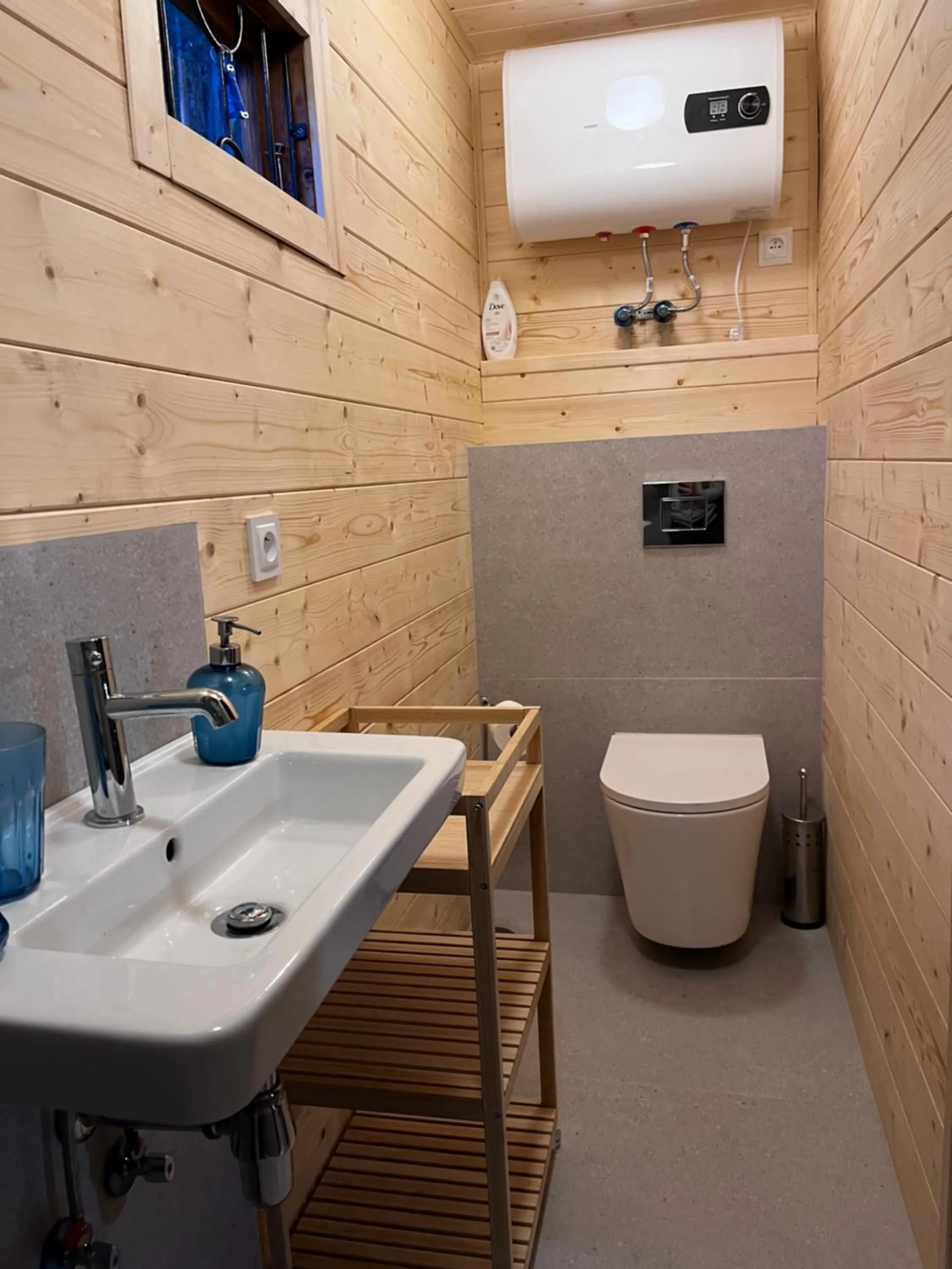 Toilet in Drewniany Domek BB Nad Rzeką