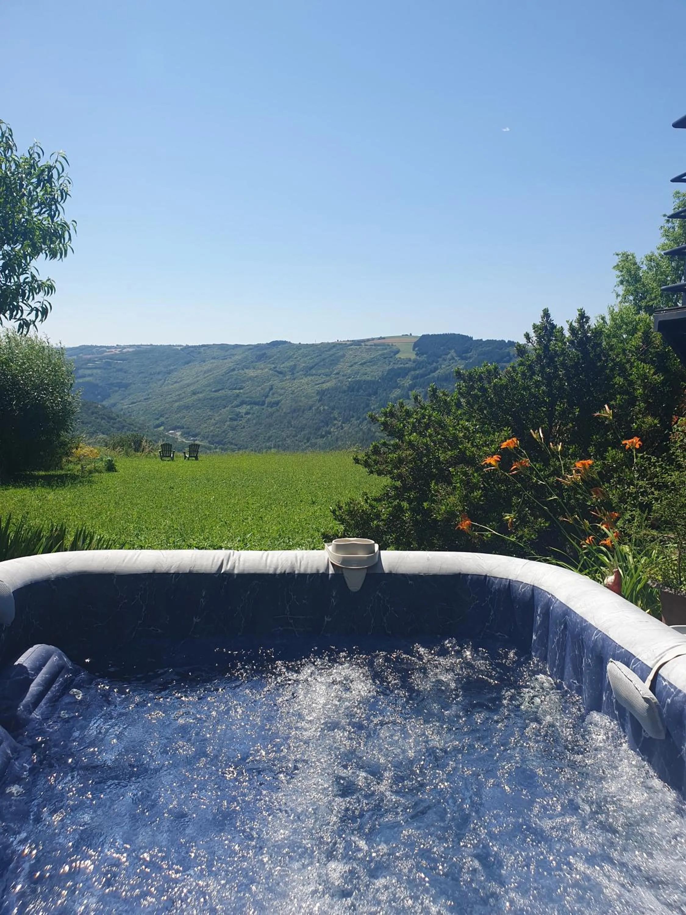 Hot Tub in La Colline du Chat Perche