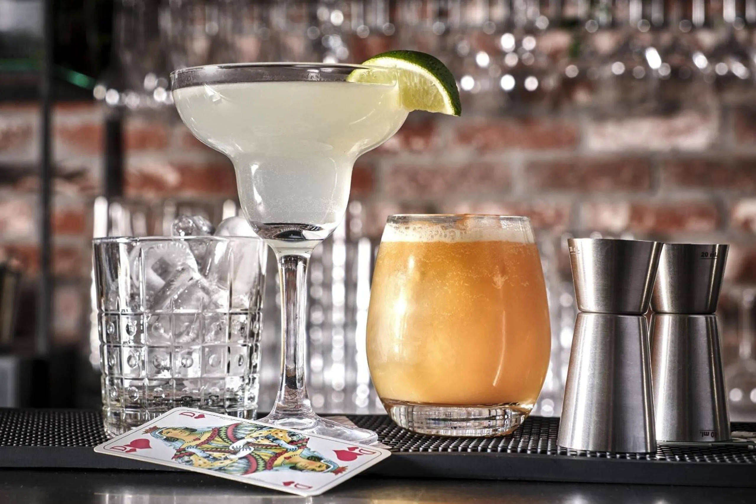 Drinks in Hotel The Playce by Happyculture