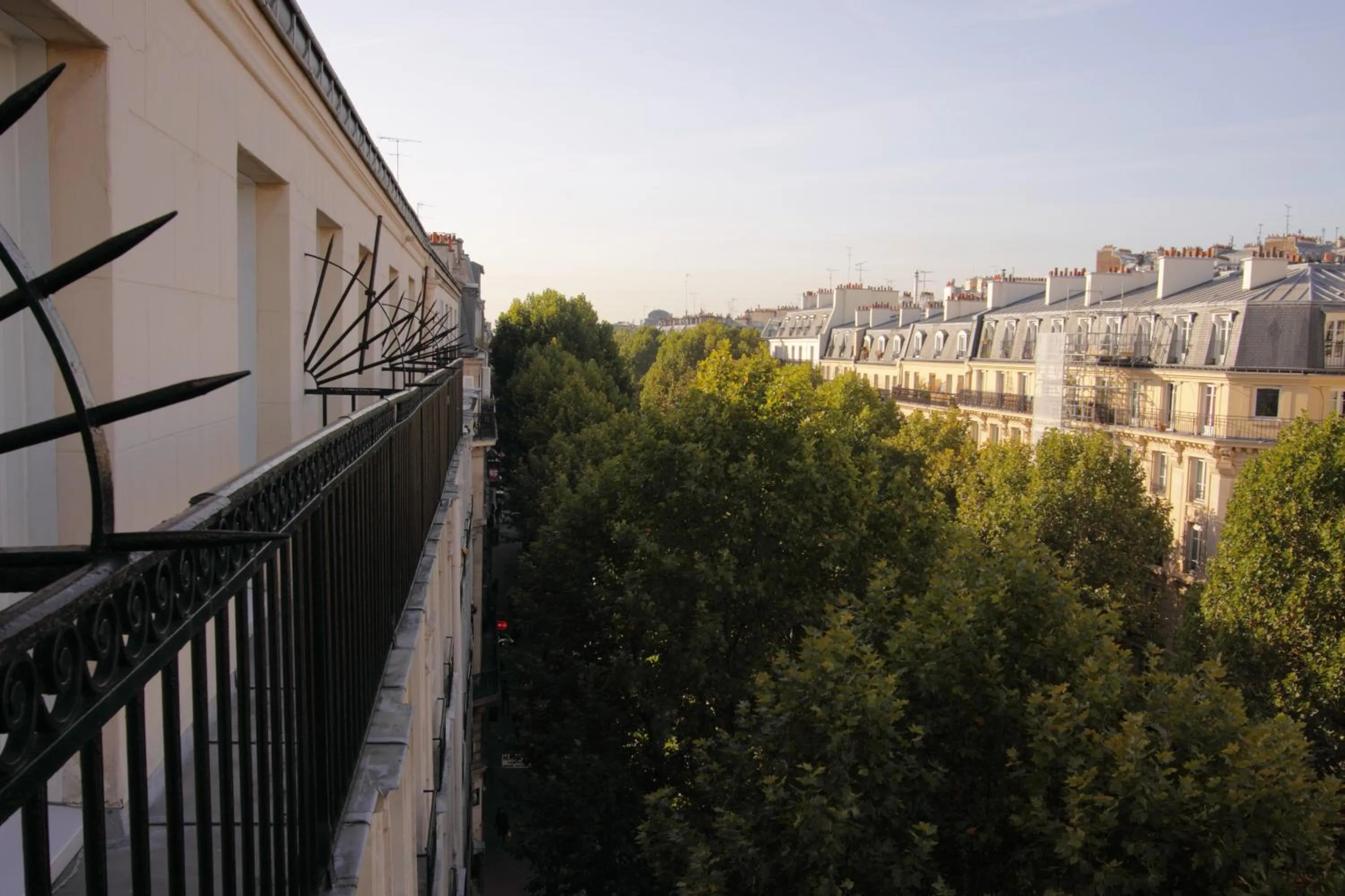 Balcony/Terrace in Hotel The Playce by Happyculture