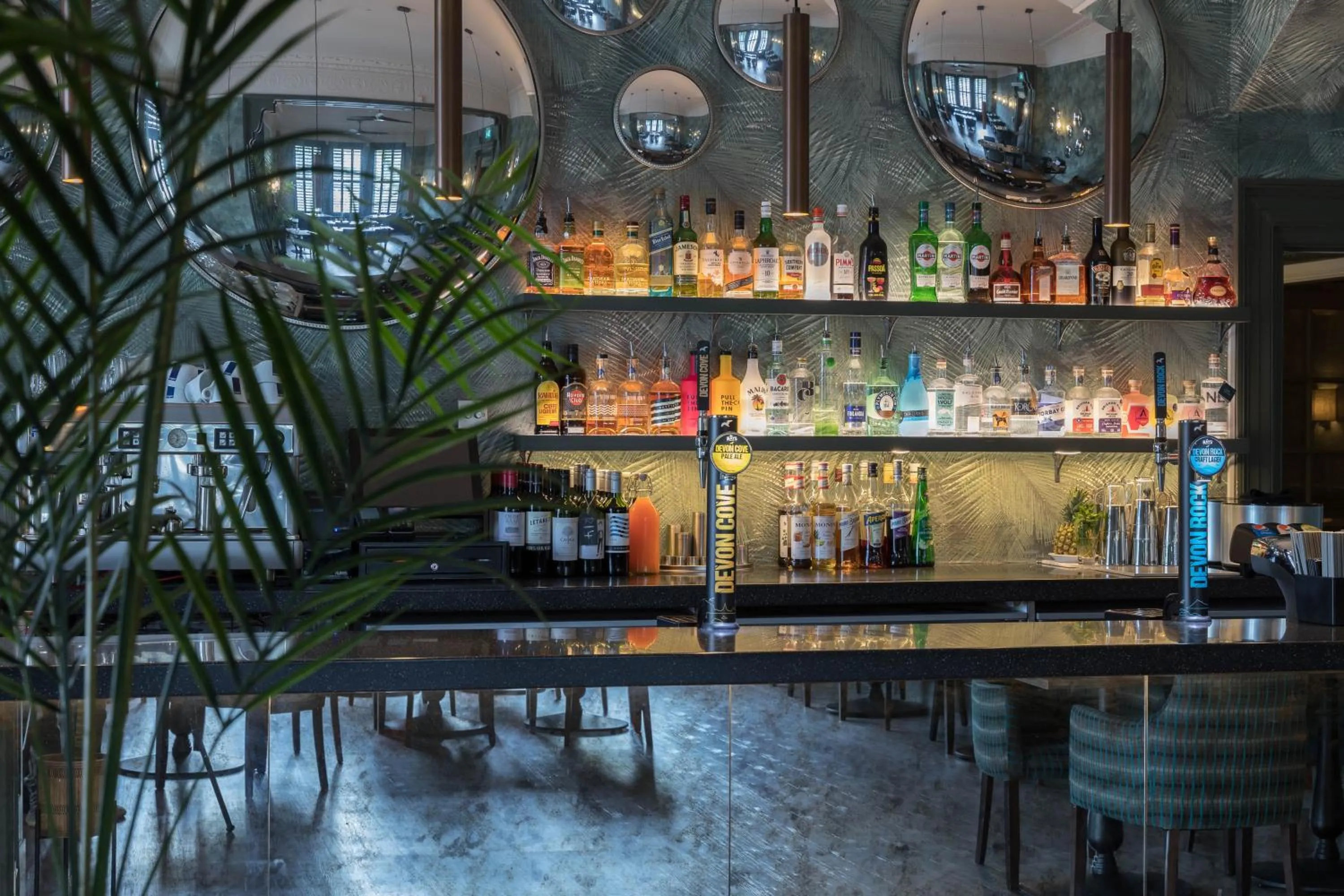 Lounge or bar in Lincombe Hall Hotel & Spa - Just for Adults