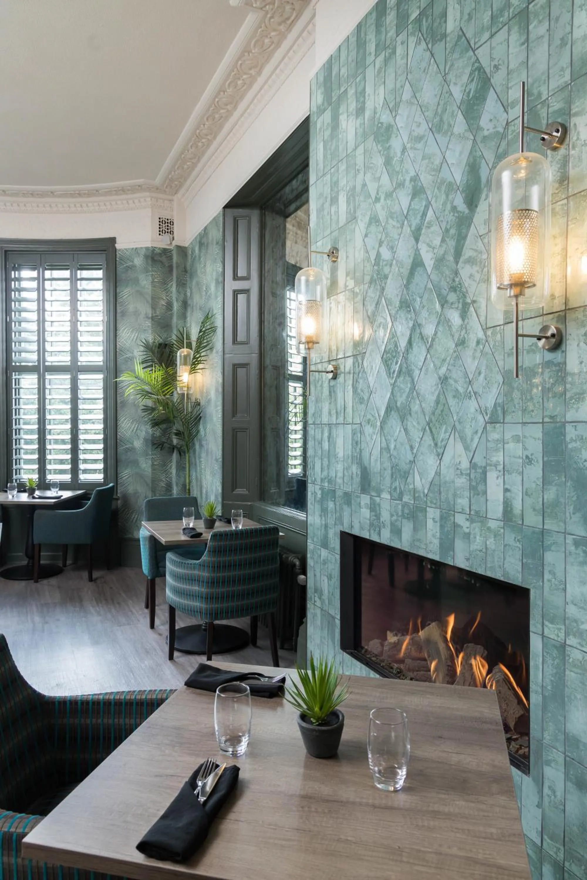 Lounge or bar in Lincombe Hall Hotel & Spa - Just for Adults